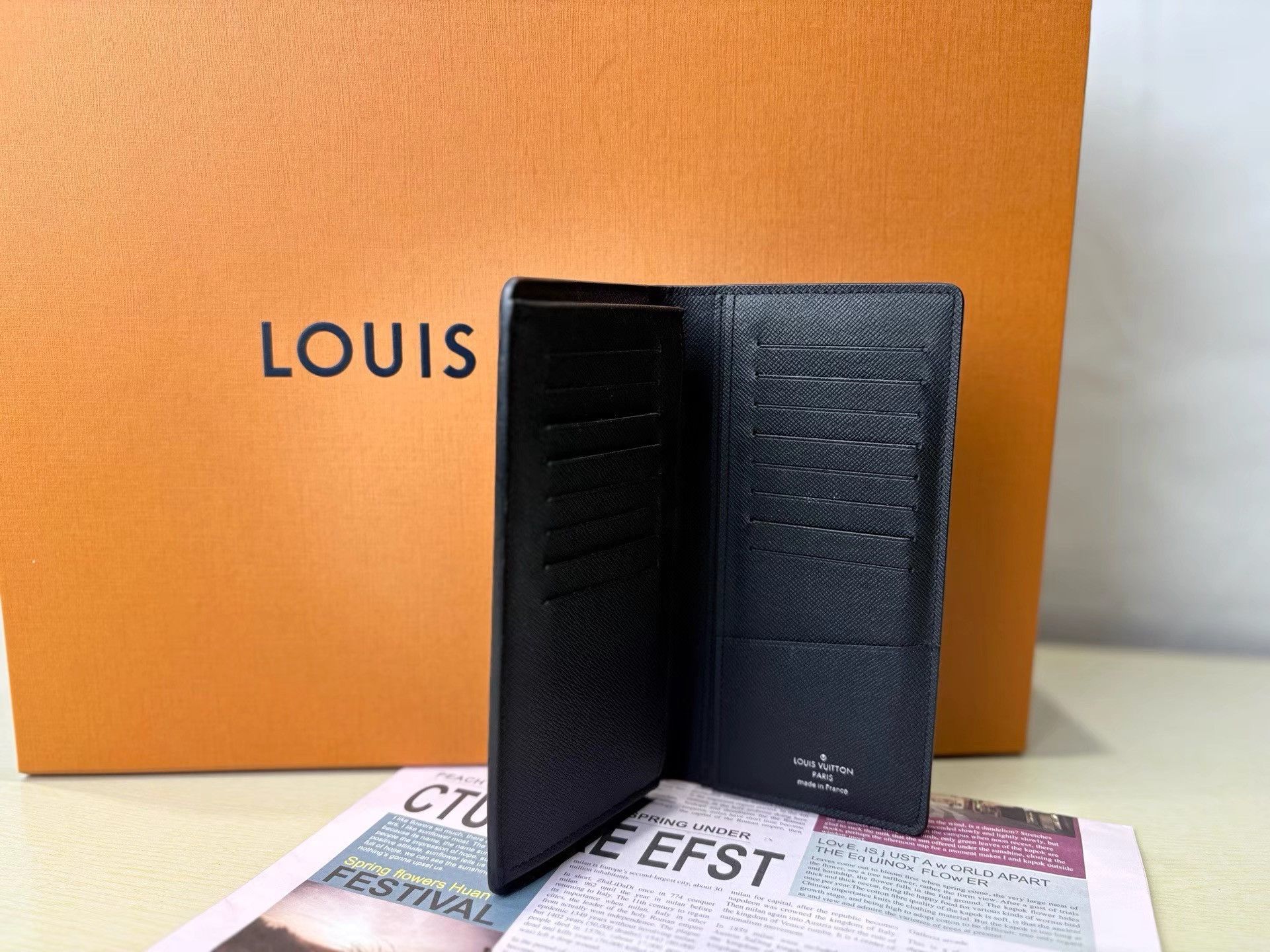 Louis Vuitton Louis Vuitton Black Epi Leather Bi-fold Long Coin Wallet K36 Size ONE SIZE - 3 Thumbnail