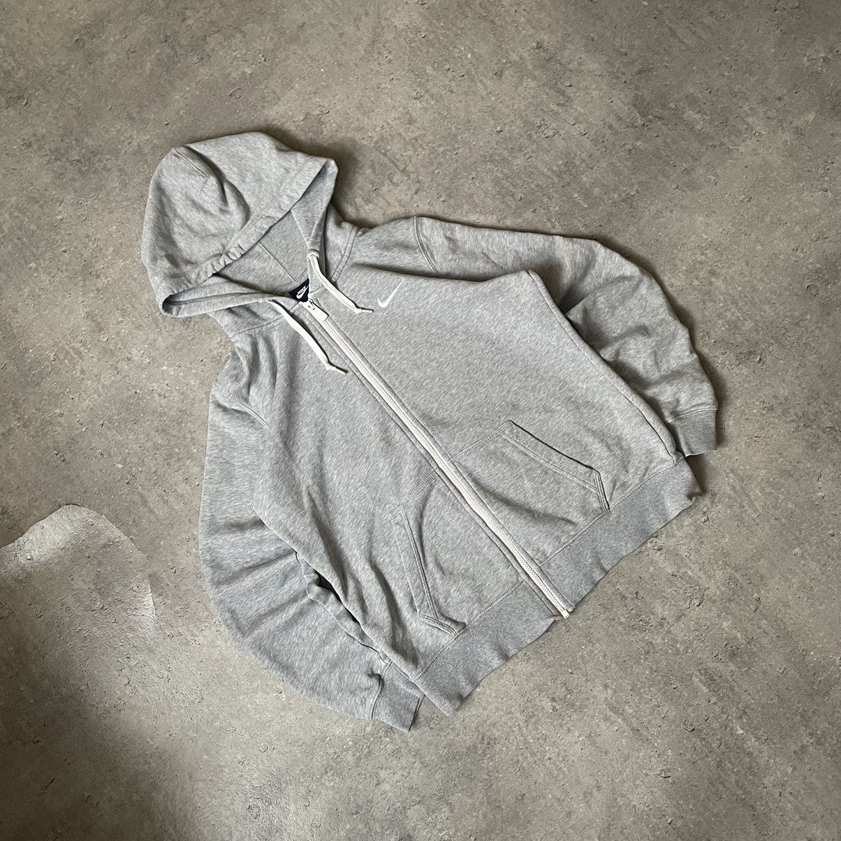 Nike × Vintage Vintage Nike 90s Basic Zip-Up Hoodie Size US M / EU 48-50 / 2 - 2 Thumbnail