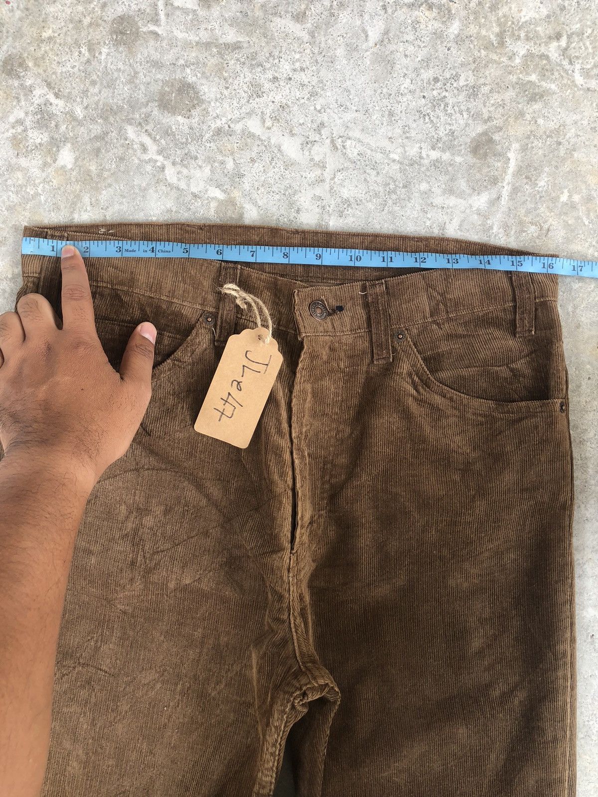 Vintage Vintage 80’s Levi’s Corduroy Pants Flared Jeans 517 Size US 32 / EU 48 - 19 Thumbnail