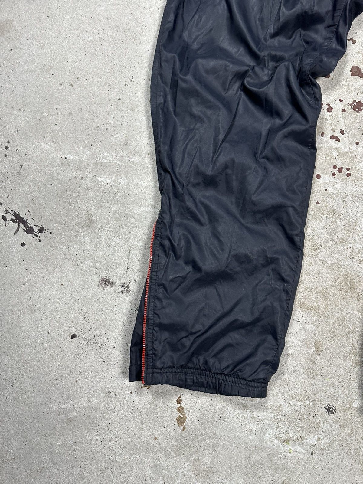 Nike Vintage Y2K Nike Baggy Black Track Pants Swoosh Spellout Size US 32 / EU 48 - 4 Thumbnail
