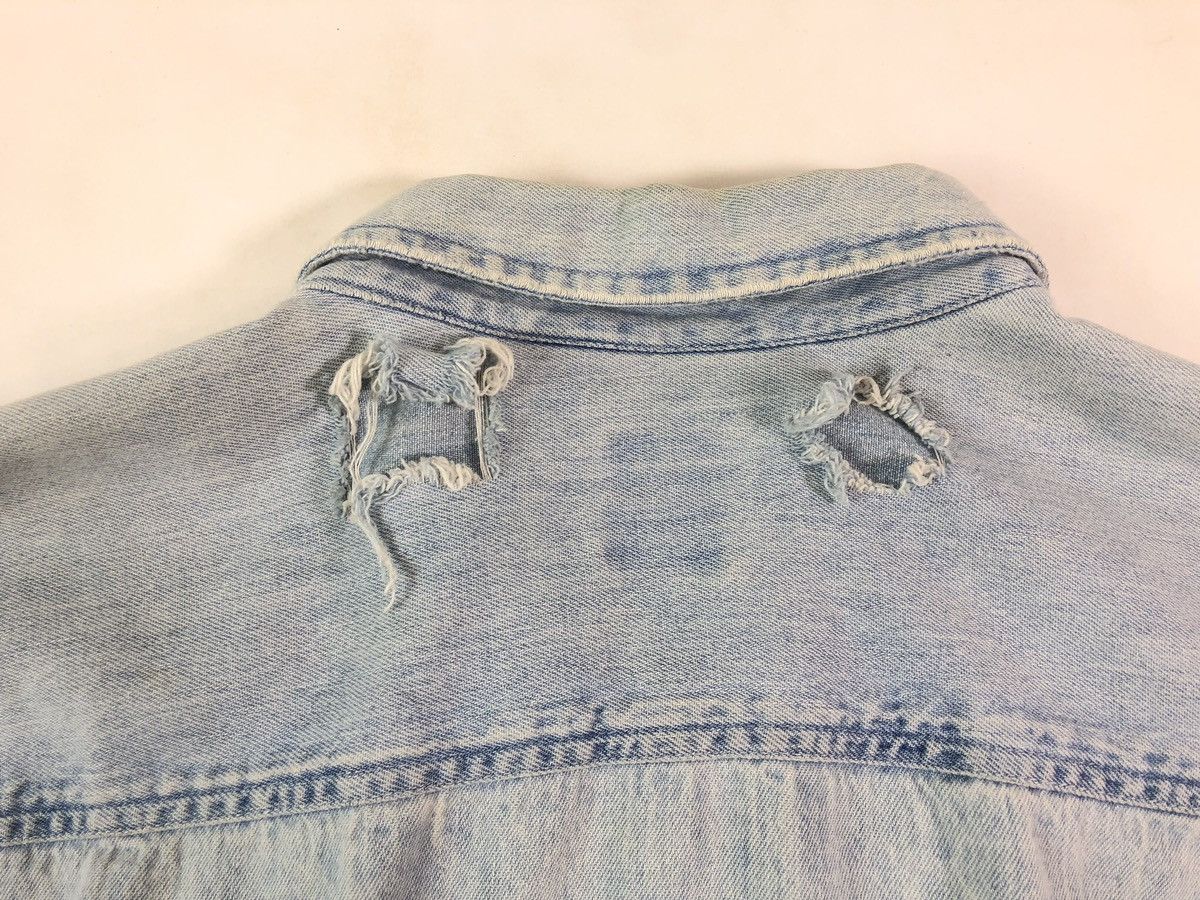 Gap × Vintage Vintage 90s Gap Light Wash Made in USA Distressed Shirt Size US M / EU 48-50 / 2 - 10 Thumbnail