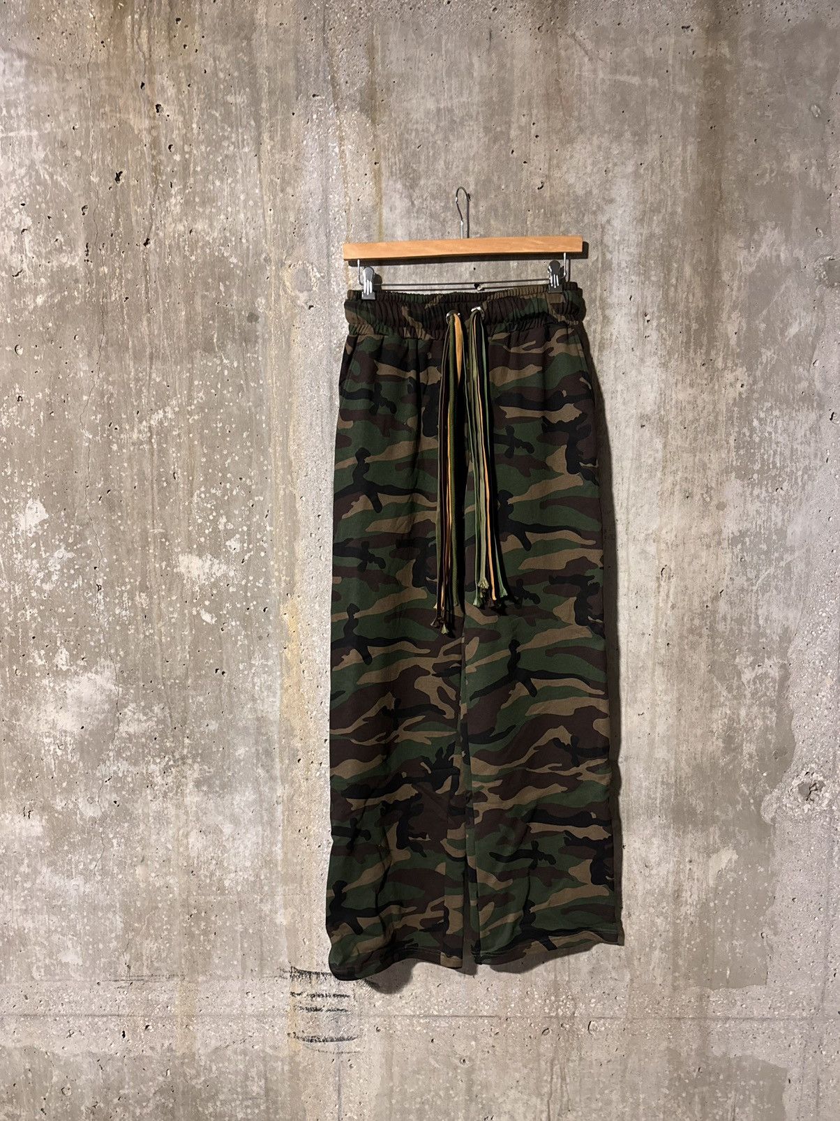 Other Camo Multicord Pants RARE Size US 30 / EU 46 - 2 Thumbnail