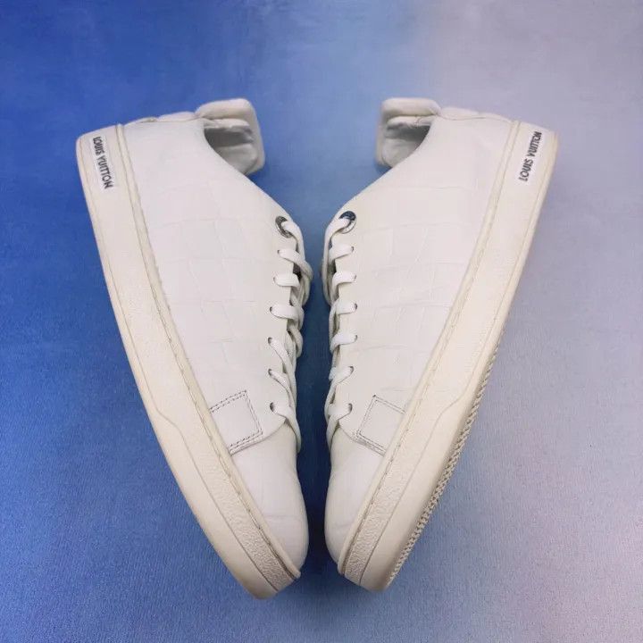 Louis Vuitton Louis Vuitton White Crocodile Skin Casual Sneakers -2508 Size US 8 / EU 41 - 5 Thumbnail