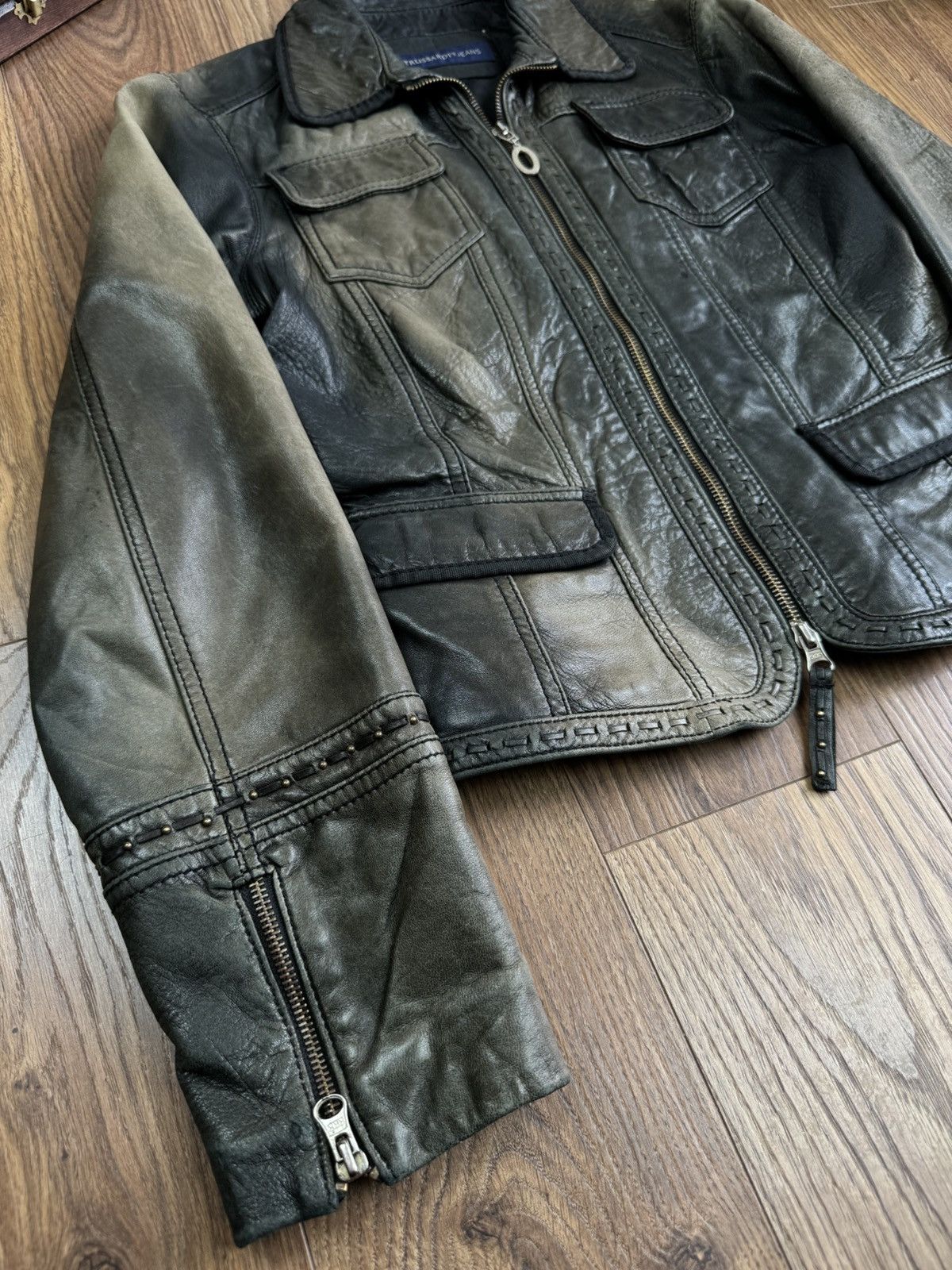 Trussardi Vintage leather jacket Trussardi Italy original item Size US S / EU 44-46 / 1 - 3 Thumbnail