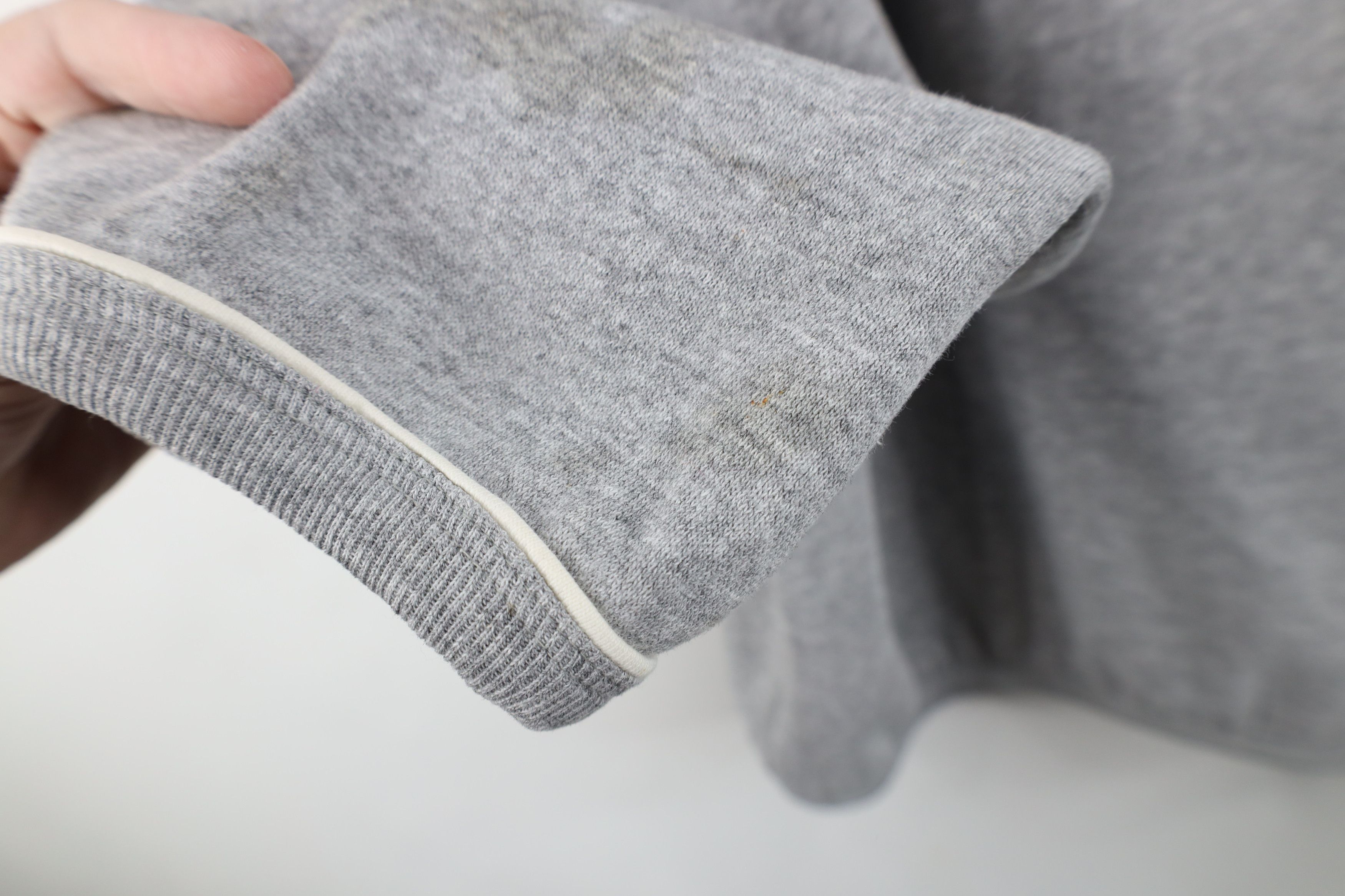 Vintage Vintage 90s Spell Out Notre Dame University Sweatshirt Gray Size US L / EU 52-54 / 3 - 10 Thumbnail