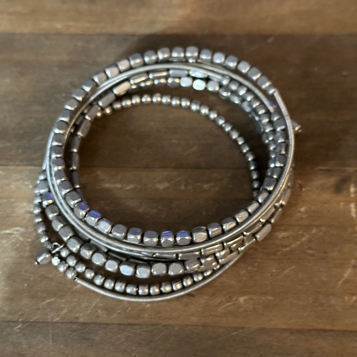 Other Silver tone pebble bead wire wrap bracelet Size ONE SIZE - 4 Thumbnail