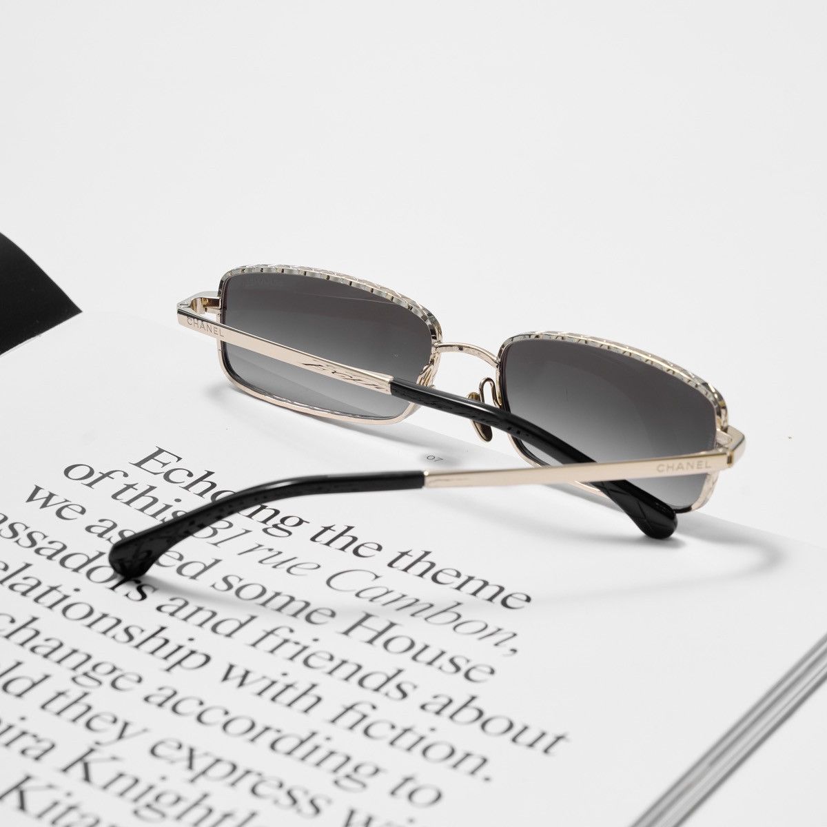 Chanel CHANEL 0CH4295 C134S6 SUNGLASSES Size ONE SIZE - 7 Thumbnail