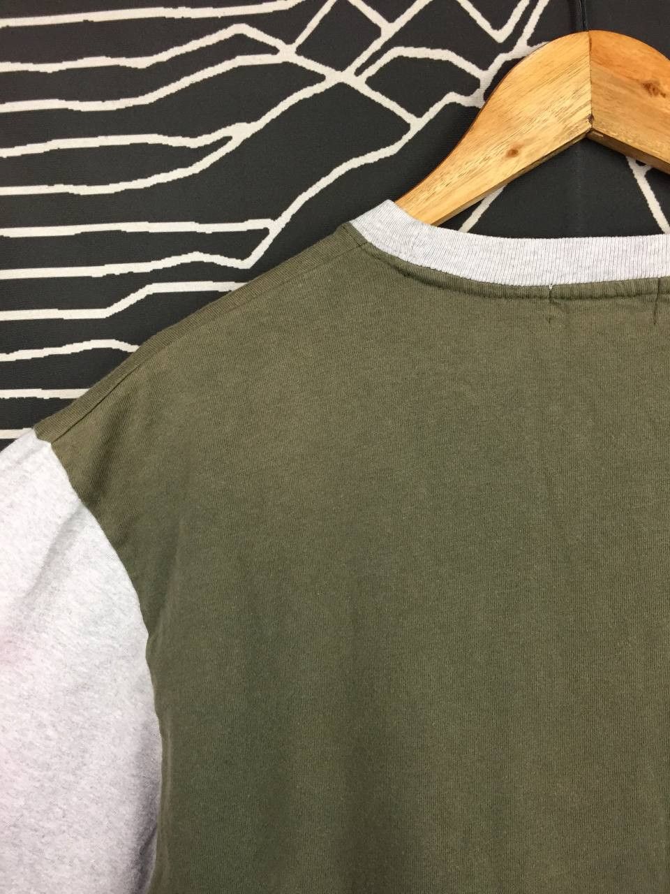 J.Crew Vtg J.Crew Made In Usa Retro Style Two-Tone Spell Out Tee Size US M / EU 48-50 / 2 - 10 Thumbnail