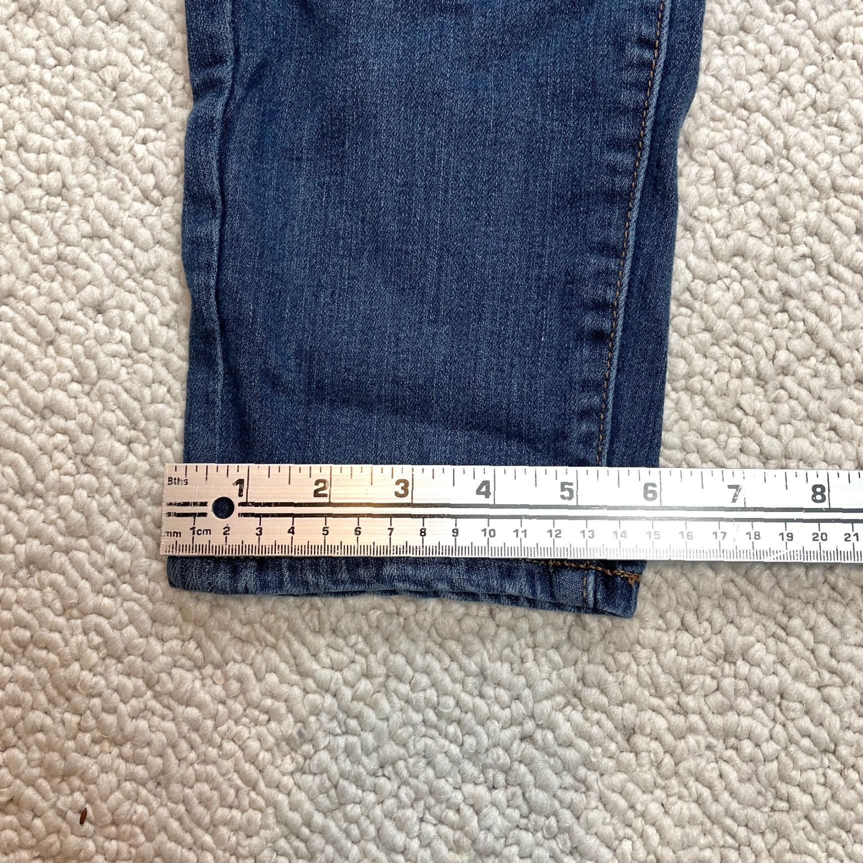 Vintage JCP Jeans Womens Jeans Skinny Dark Wash Blue 33/16 Mid Rise Stretch Denim 5-Pocket Regular Zip Button 28.5 Inseam Size 24" / US 00 / IT 34 - 2 Thumbnail