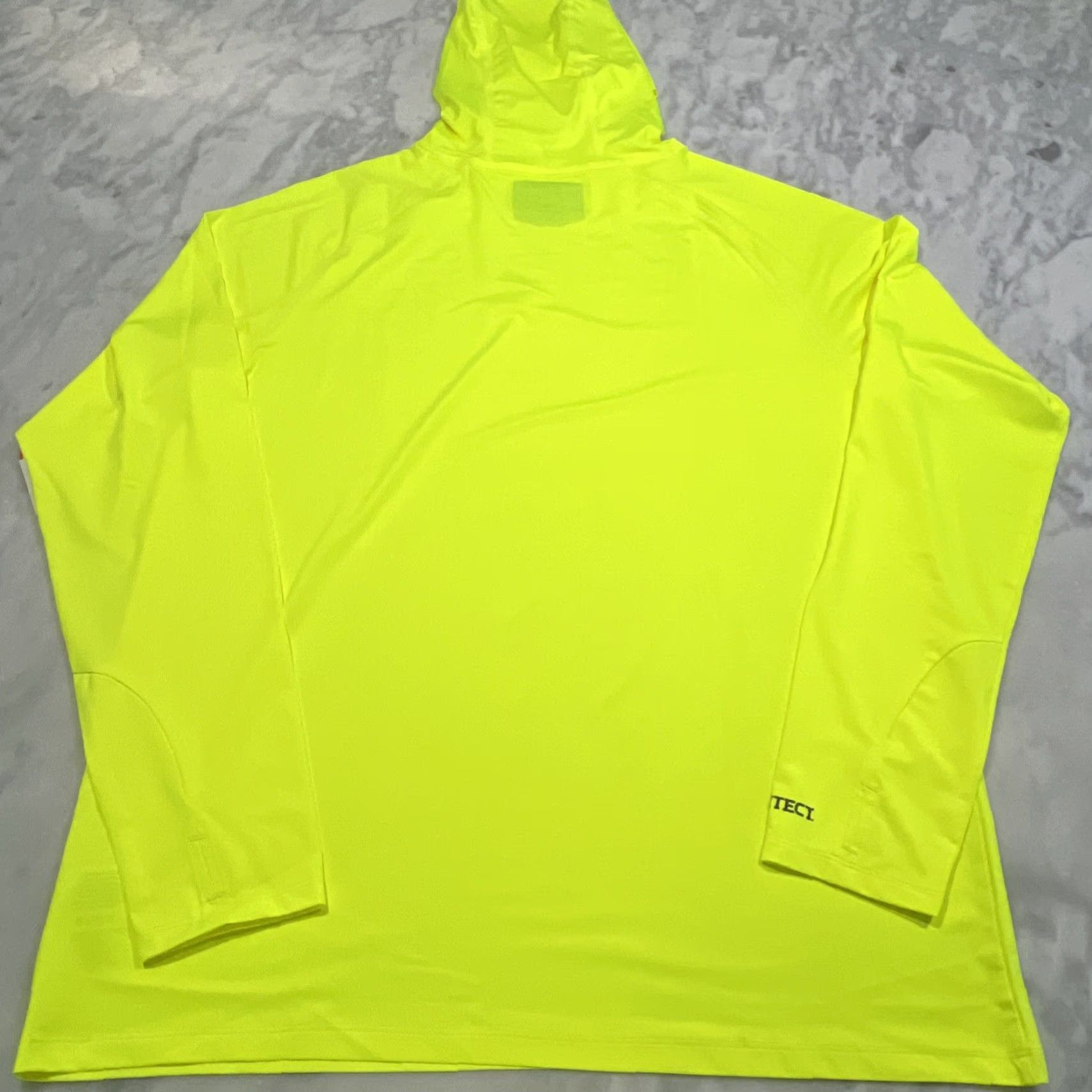 Vintage SUNTECT DUNE Hoodie Unisex Large UPF 50+ Safety Yellow NWT Hoodie Men Women Pullover Outdoor Running Sports Shirt Size US L / EU 52-54 / 3 - 6 Thumbnail