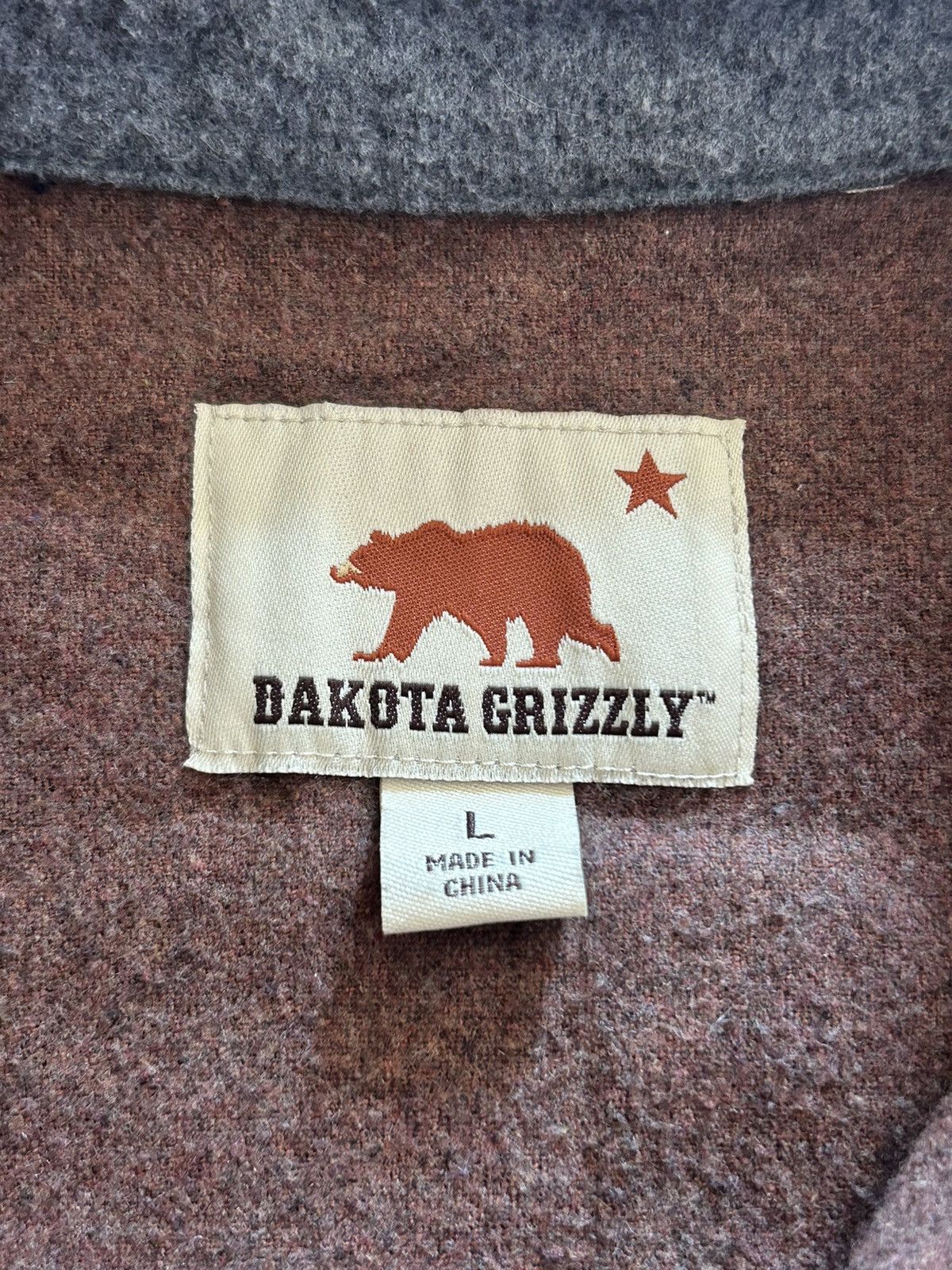 Dakota Grizzly Dakota Grizzly flannel Size US L / EU 52-54 / 3 - 2 Thumbnail