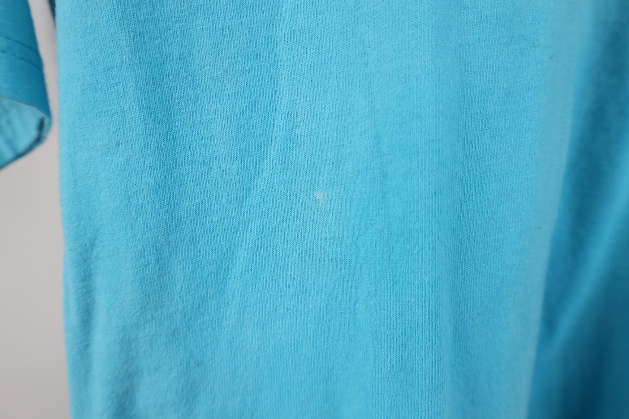 Vintage Vintage 90s Streetwear Heavyweight Cotton T-Shirt Blue USA Size US L / EU 52-54 / 3 - 10 Thumbnail