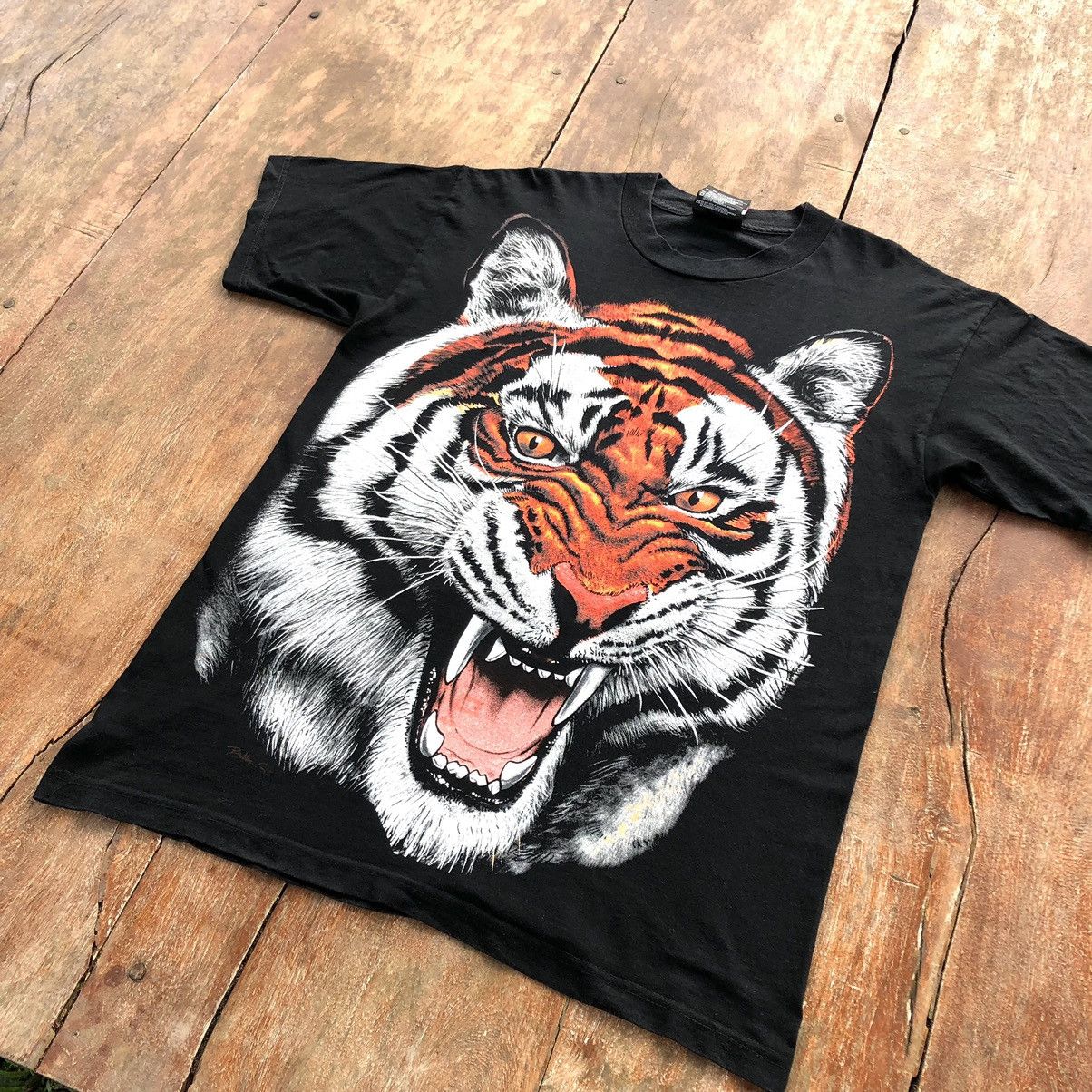 Vintage Vintage Tiger Face Trinity Products Rare T Shirt Size US L / EU 52-54 / 3 - 1 Thumbnail