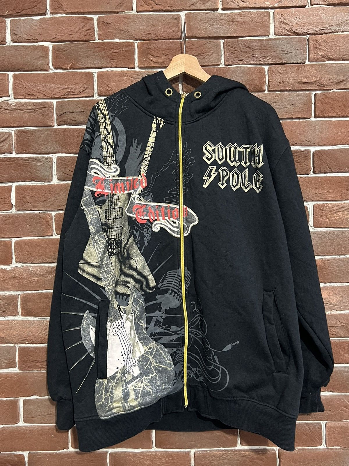 image of Avant Garde x Southpole Vintage Archival Southpole Drip Zip Hoodie Metal Thunder in Black (Size 2XL