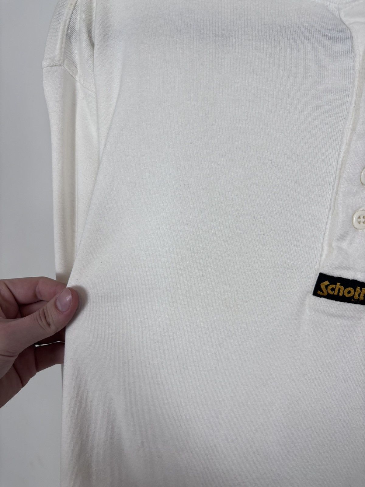 Schott Vintage Schott NYC Men’s White Long Sleeve Henley T-Shirt Size US M / EU 48-50 / 2 - 9 Thumbnail