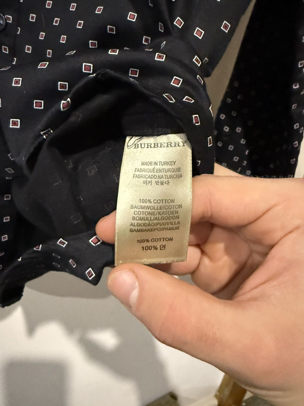 Burberry Vintage Burberry Button Up Tee Black and Red Size US S / EU 44-46 / 1 - 5 Thumbnail