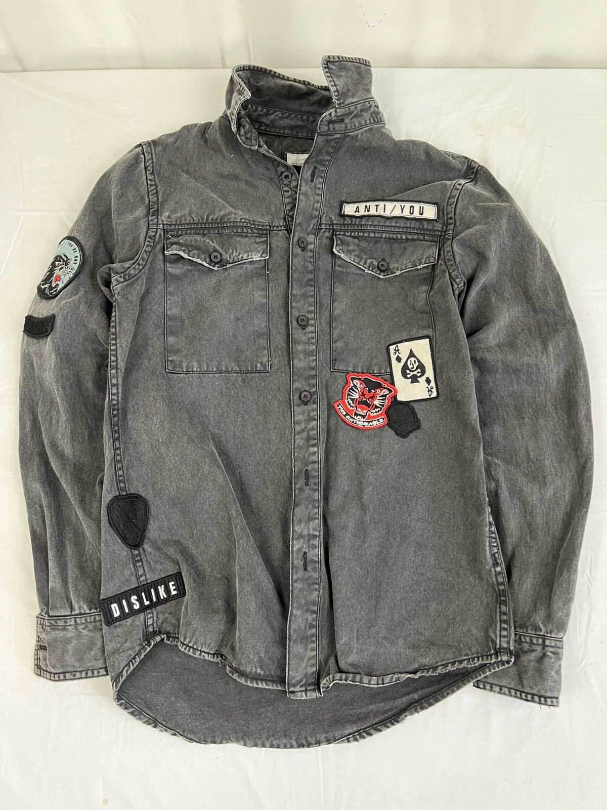 River Island River Island Washed Patched Denim Shirt (Streetwear) Size XS Size US XS / EU 42 / 0 - 1 Thumbnail