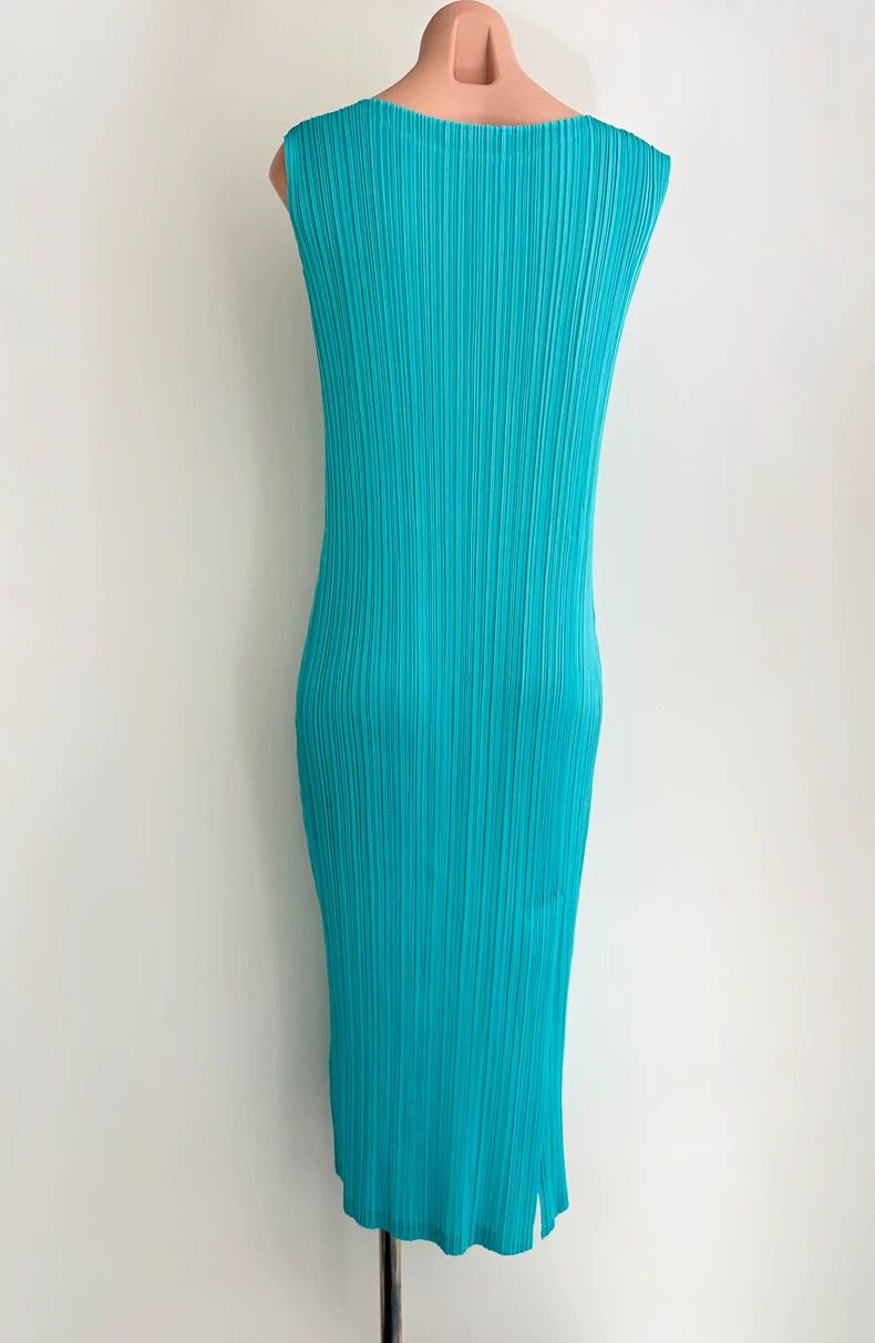 Issey Miyake Issey Miyake size:3 Haze blue pleated dress Size M / US 6-8 / IT 42-44 - 3 Thumbnail