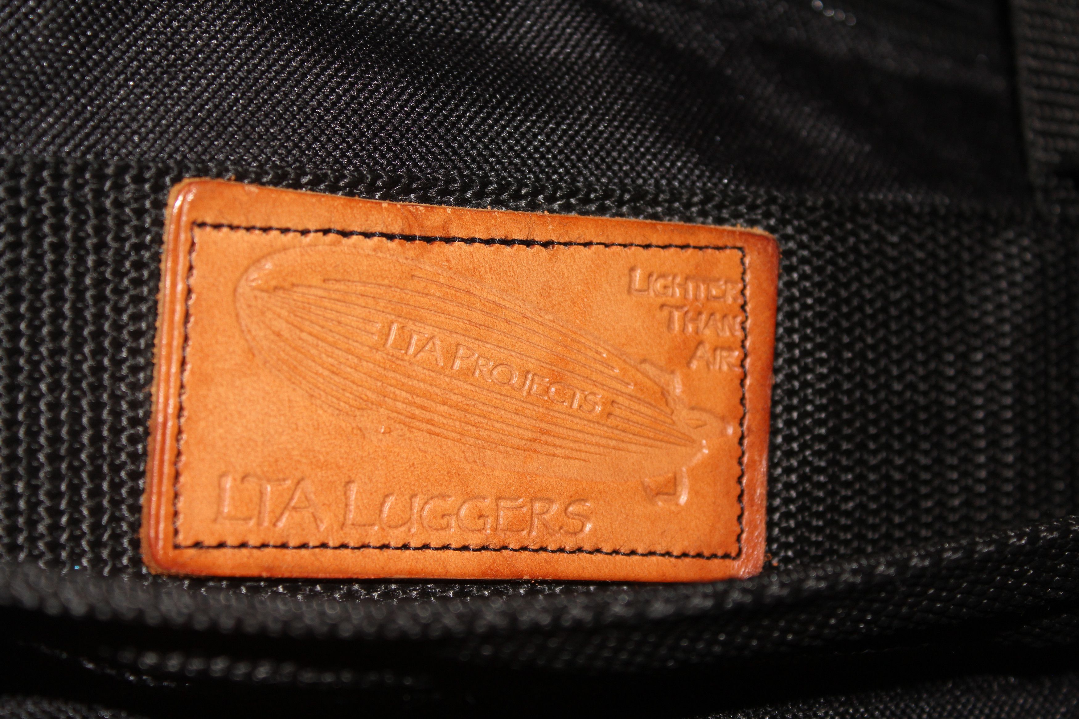 Other LTA Lighter Than Air 20x19x6 iMac Apple iLugger Computer Bag Size ONE SIZE - 2 Thumbnail