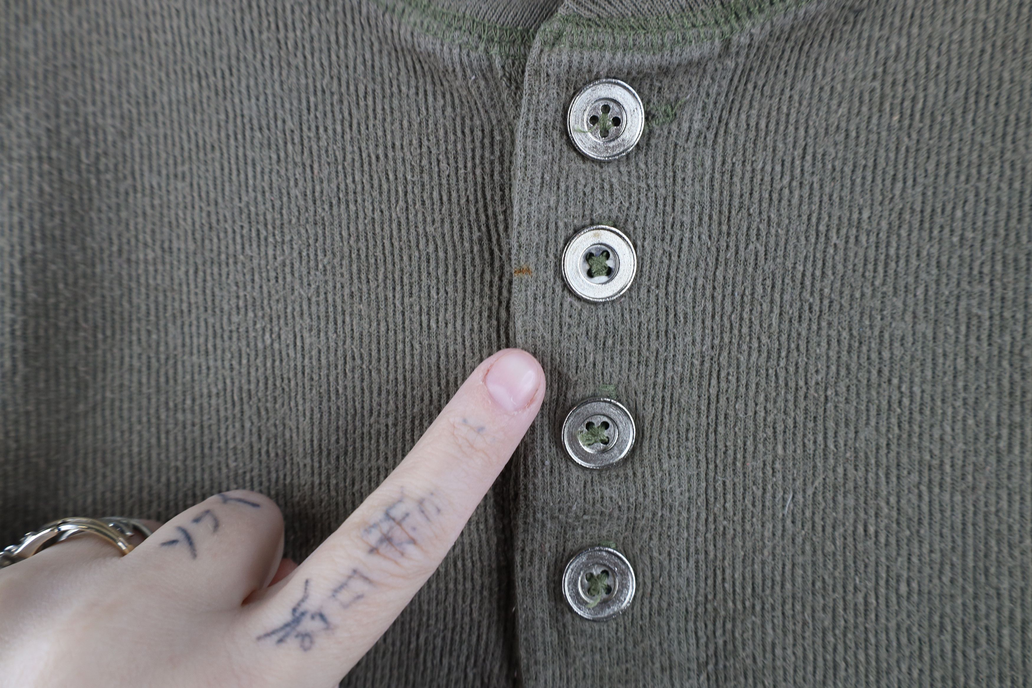 Vintage Vintage 90s Streetwear Ribbed Long Sleeve Henley T-Shirt Size US S / EU 44-46 / 1 - 5 Thumbnail