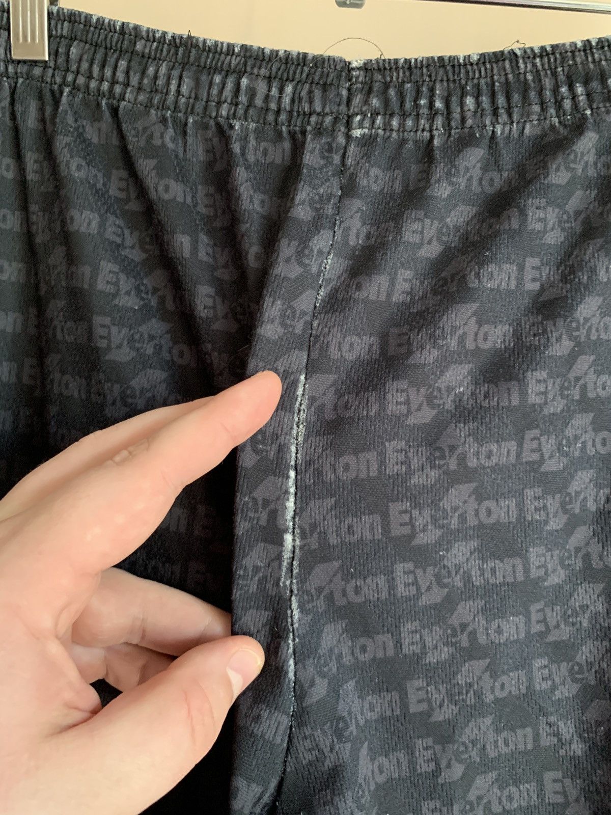 Umbro × Vintage Everton Away Football Shorts Umbro Vintage Soccer Size M Size US 32 / EU 48 - 8 Thumbnail