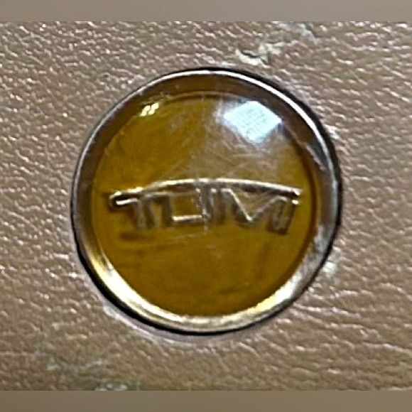 Tumi Tumi Tan Leather Zip Around Accordion Clutch Wallet Size ONE SIZE - 2 Thumbnail