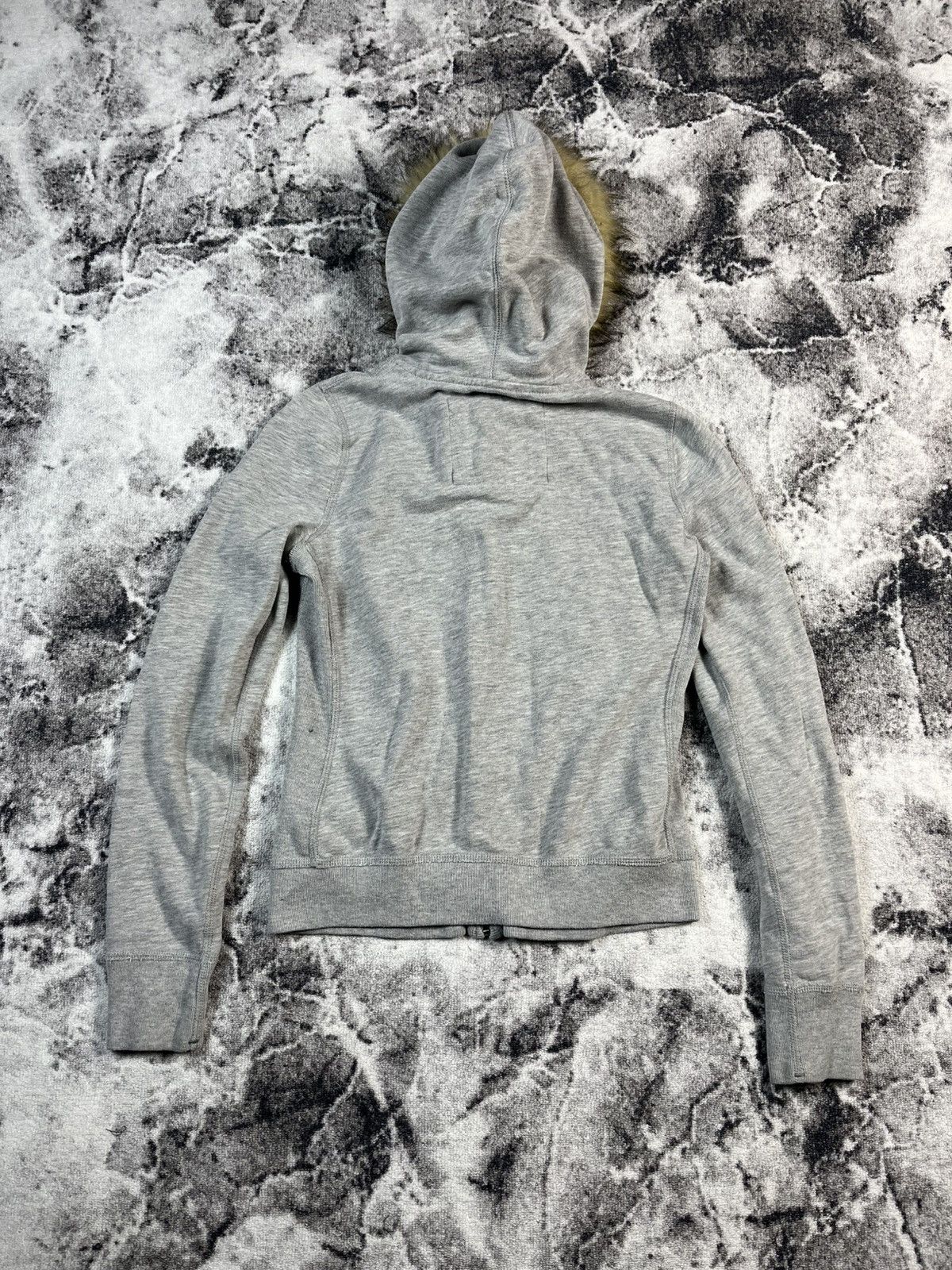 Abercrombie & Fitch Abercrombie Fitch Y2K Fur Hoodie Womens L Fits M Size L / US 10 / IT 46 - 10 Thumbnail