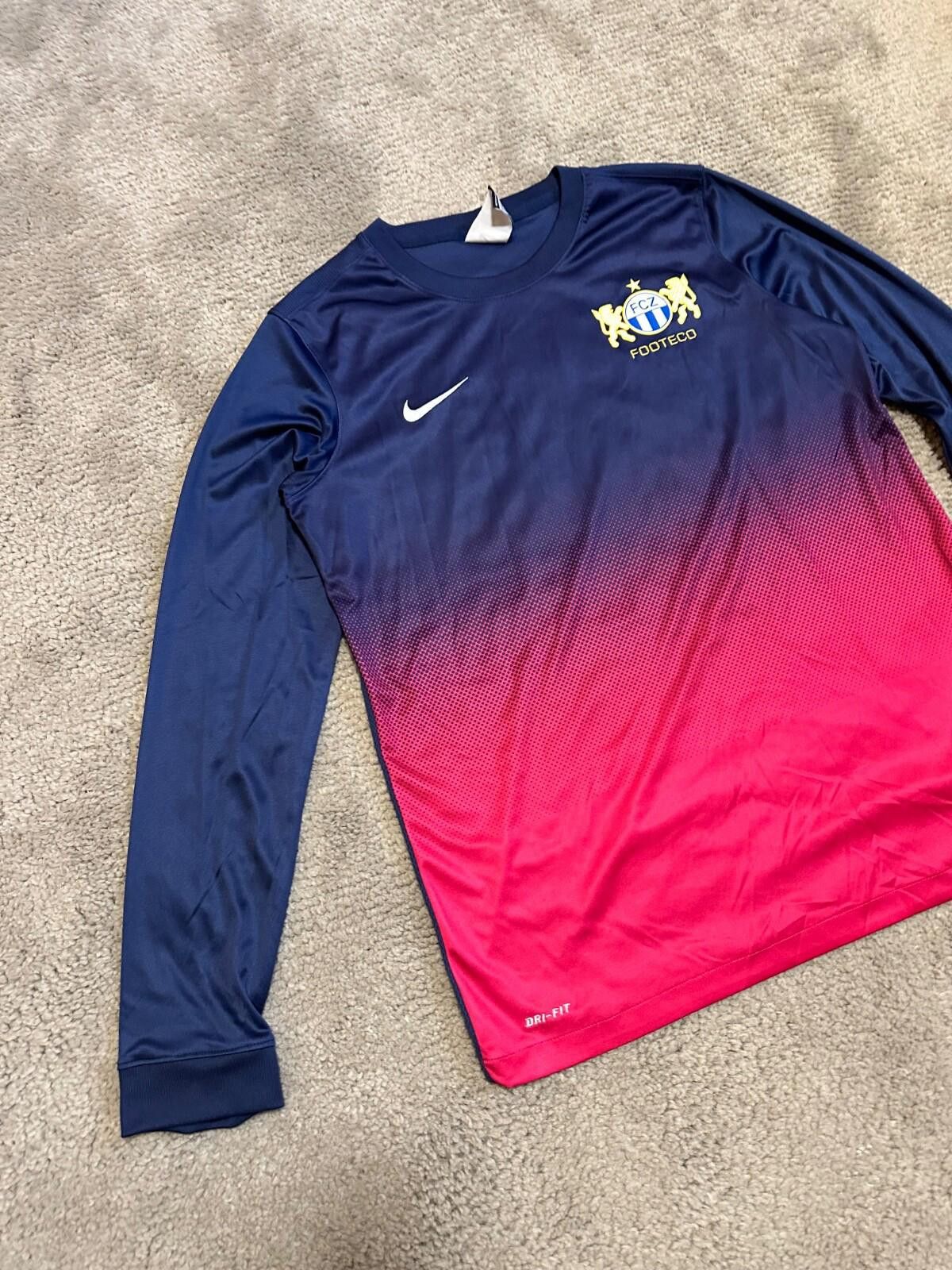 Nike Nike FC Zürich 2013/14 Football Soccer Training Shirt L/S XL Size US XS / EU 42 / 0 - 2 Thumbnail