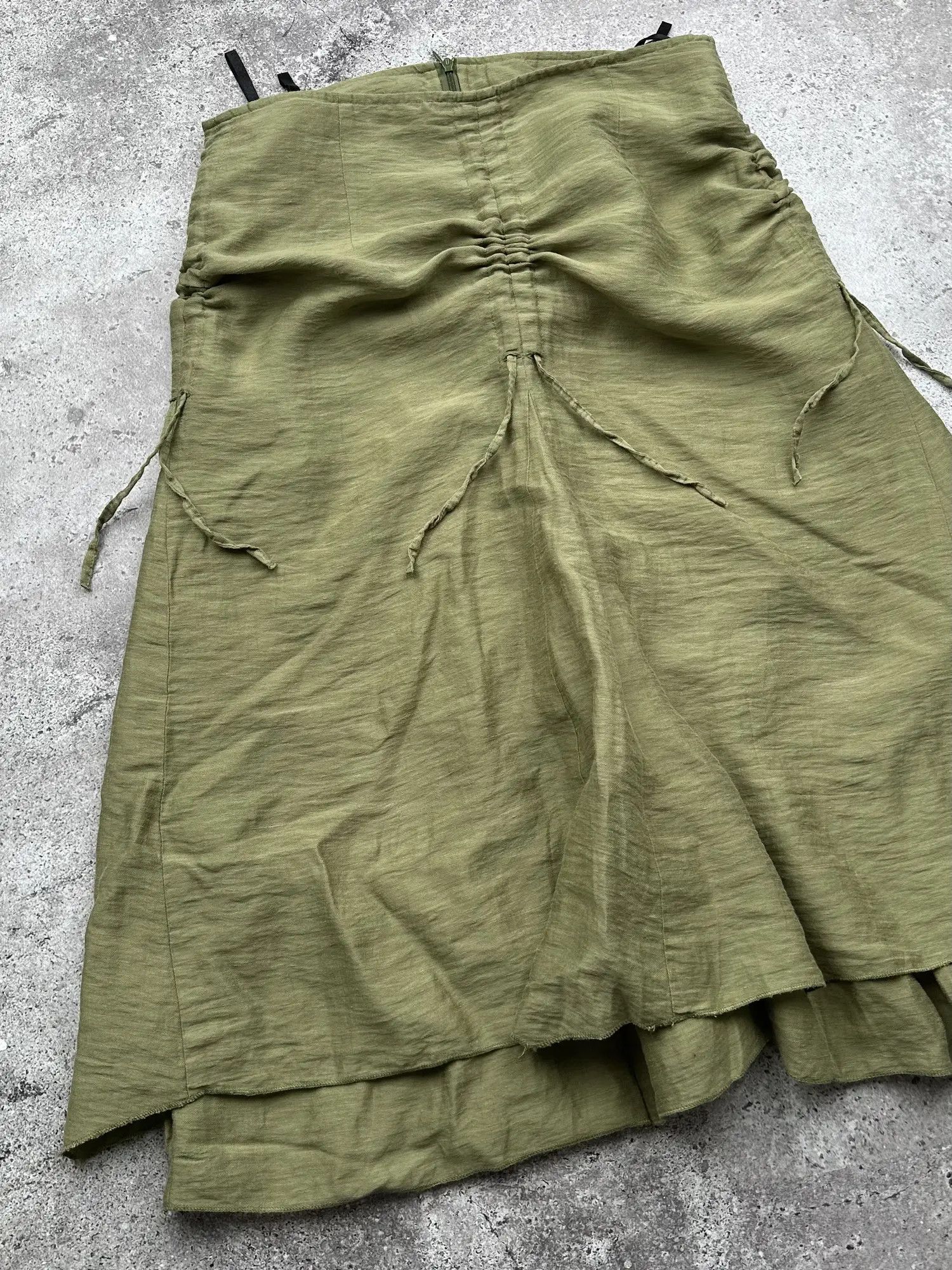 Vintage Vintage Bondage Skirt C485(V71) Size 30" / US 8 / IT 44 - 2 Thumbnail