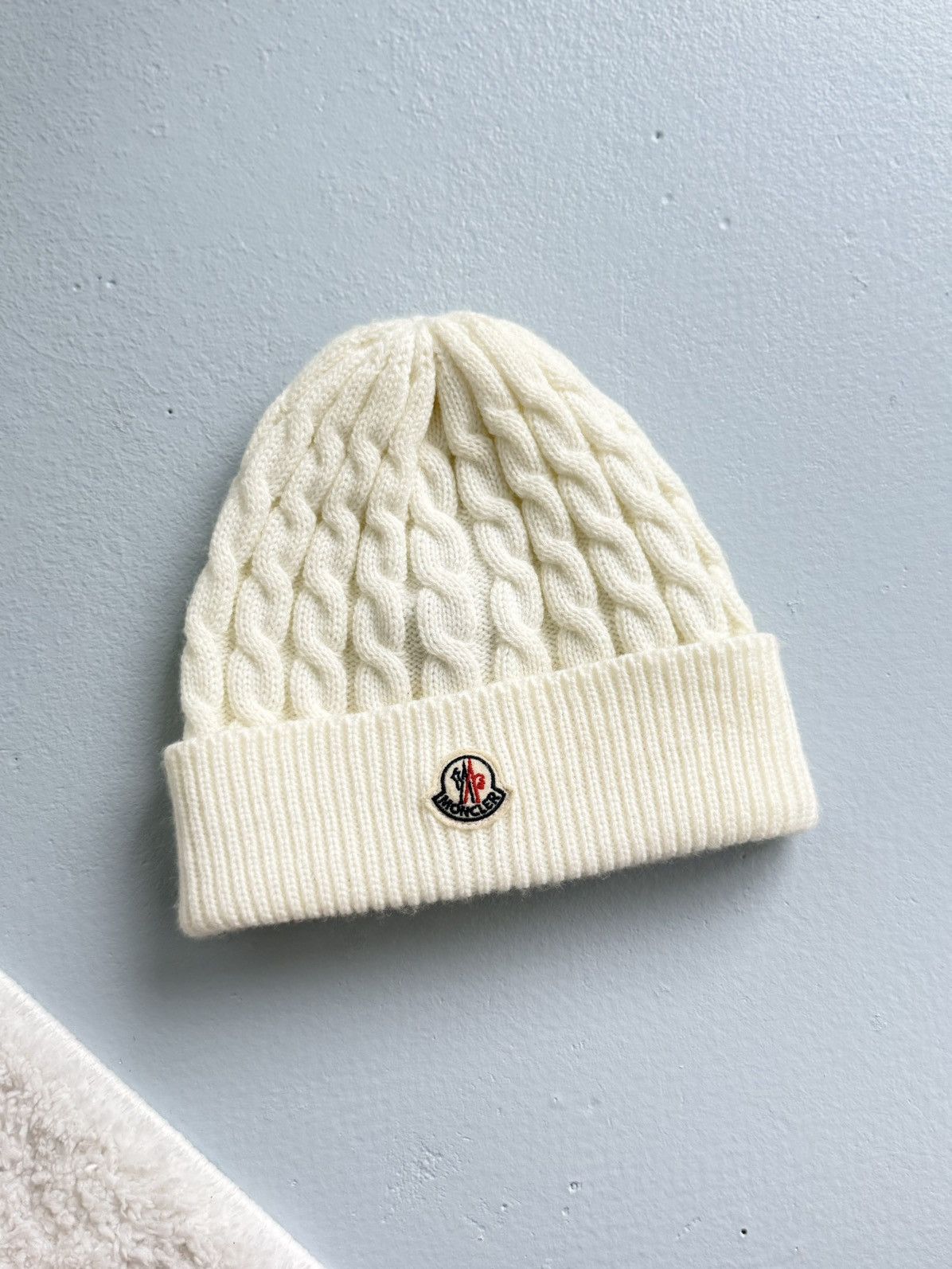 Moncler Moncler Beanie Knit Ivory Hats Ledies Size ONE SIZE - 2 Thumbnail