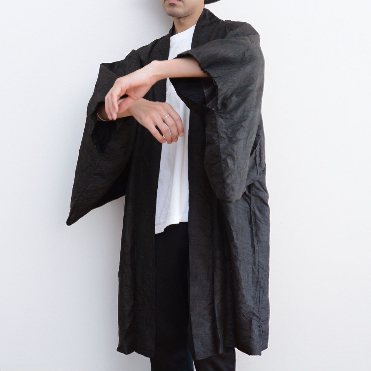 Other Japanese Men’s Haori with Sparrow & Floral Lining Vintage Size US L / EU 52-54 / 3 - 1 Thumbnail