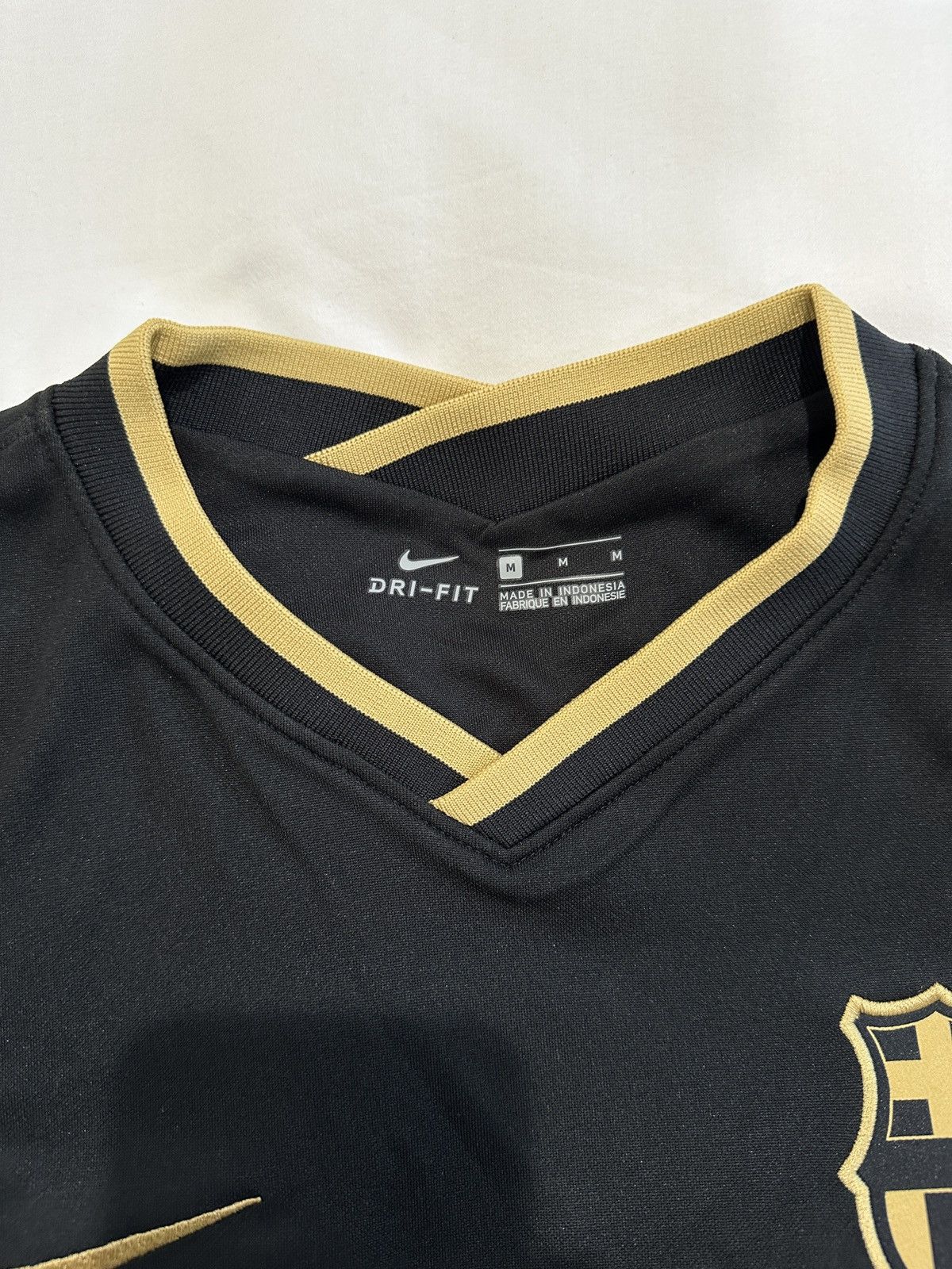 Nike FC Barcelona Black & Gold 20-21 Away Jersey Size US M / EU 48-50 / 2 - 6 Thumbnail