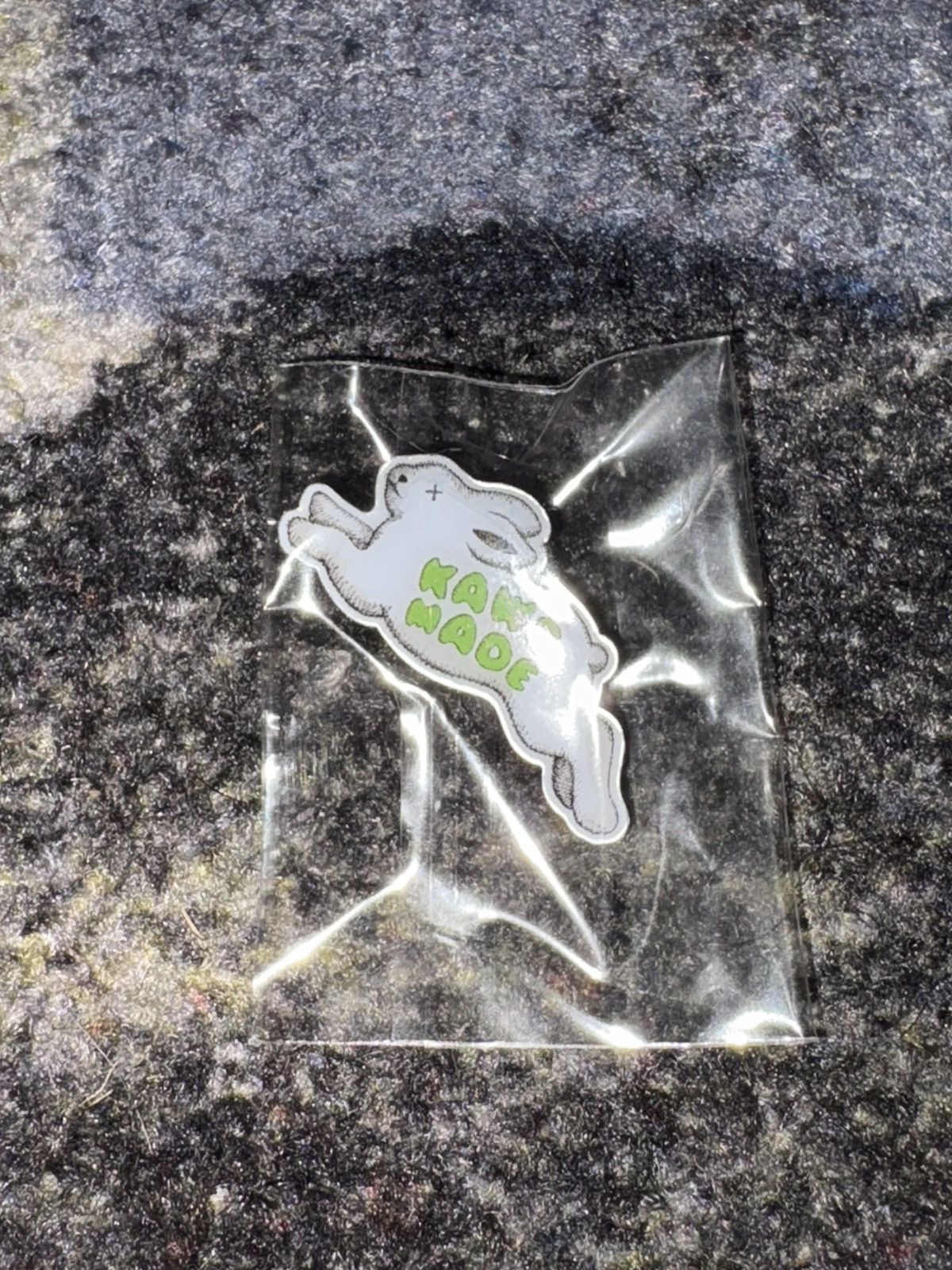 Human Made × Japanese Brand × Kaws Human Made x KAWS Rabbit Pin Size ONE SIZE - 1 Thumbnail