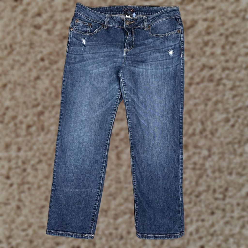 Apt. 9 Apt. 9 Crop Jeans Womens 10 Blue Medium Wash Mid Rise Stretch Distressed 31x26 Size 32" / US 10 / IT 46 - 1 Thumbnail