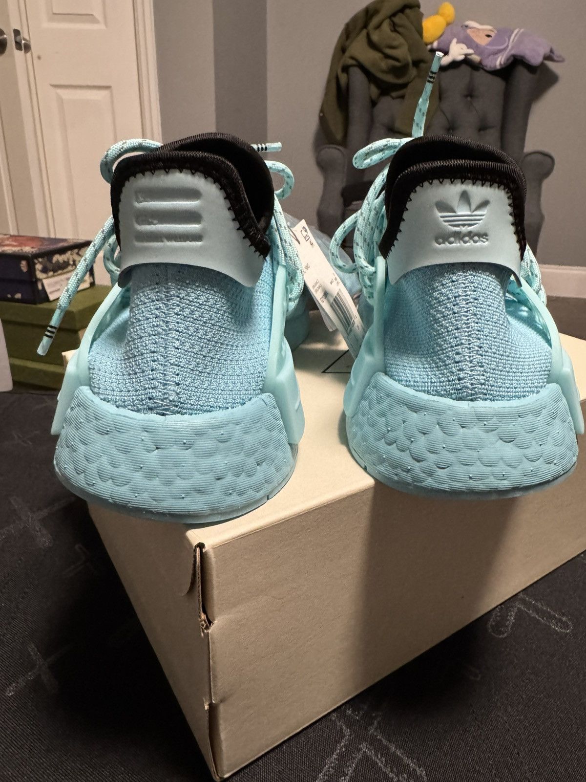 Adidas Adidas NMD Hu Pharrell Williams Clear Aqua brand new sz 5.5Y Size US 5.5 / EU 38 - 6 Thumbnail