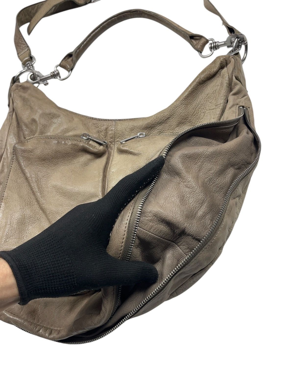 LIEBESKIND BERLIN × Vintage Vintage Liebeskind Berlin Leather Shoulder Bag Multi Pocket Size ONE SIZE - 6 Thumbnail