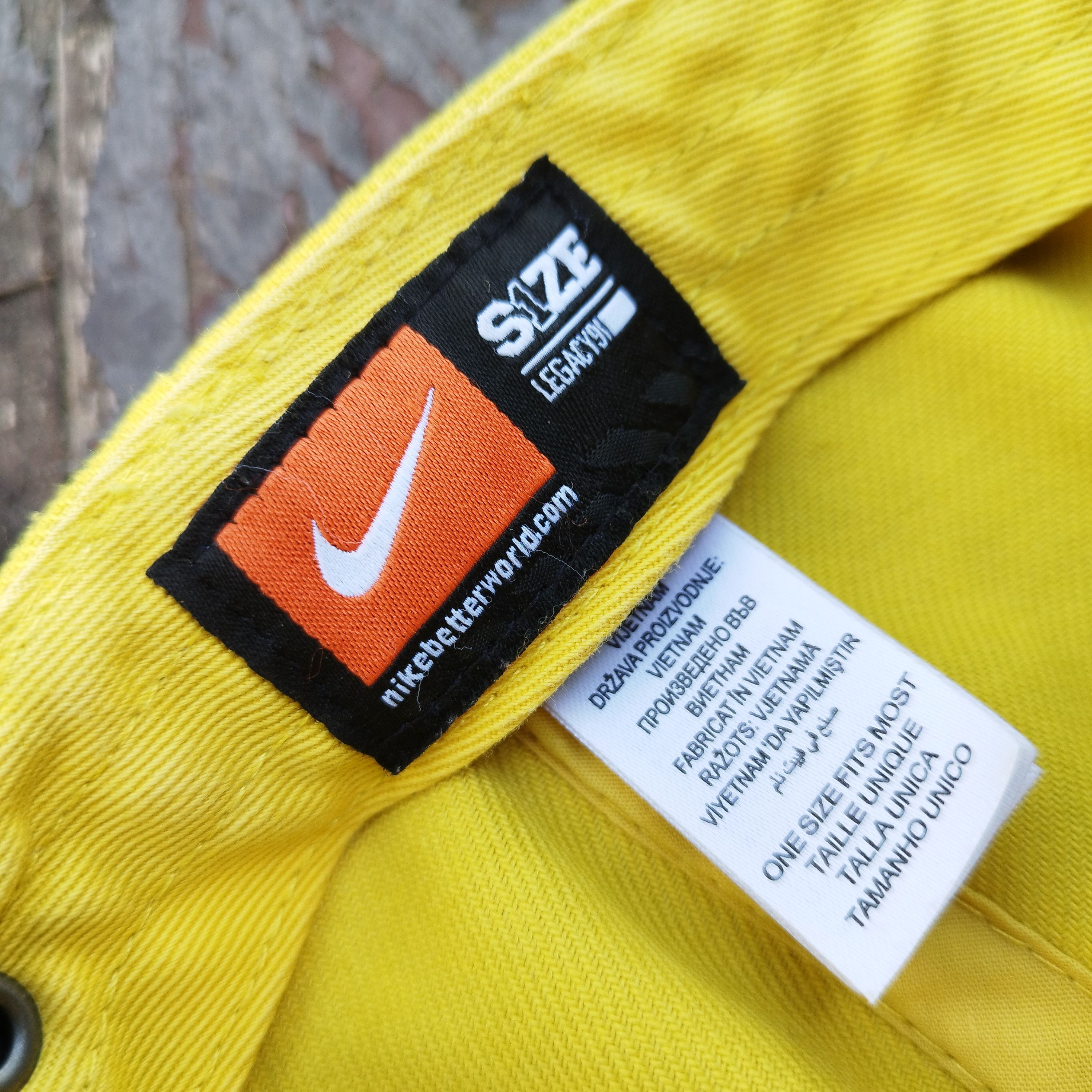 Nike Vintage Nike Brazil National Football Team Adjustable Cap Size ONE SIZE - 9 Thumbnail