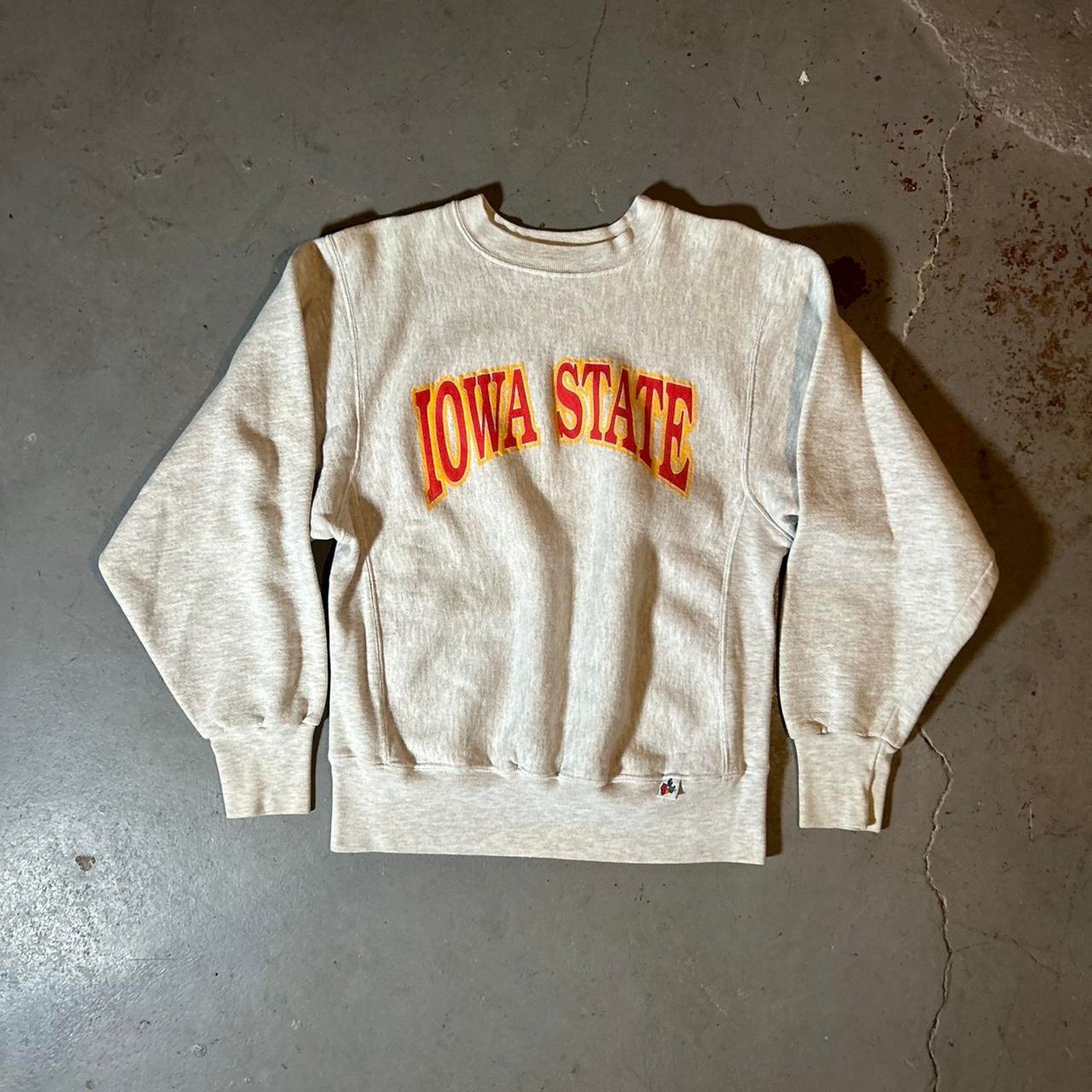 Champion 90s heather grey iowa state pullover crewneck sweater Size US L / EU 52-54 / 3 - 1 Thumbnail