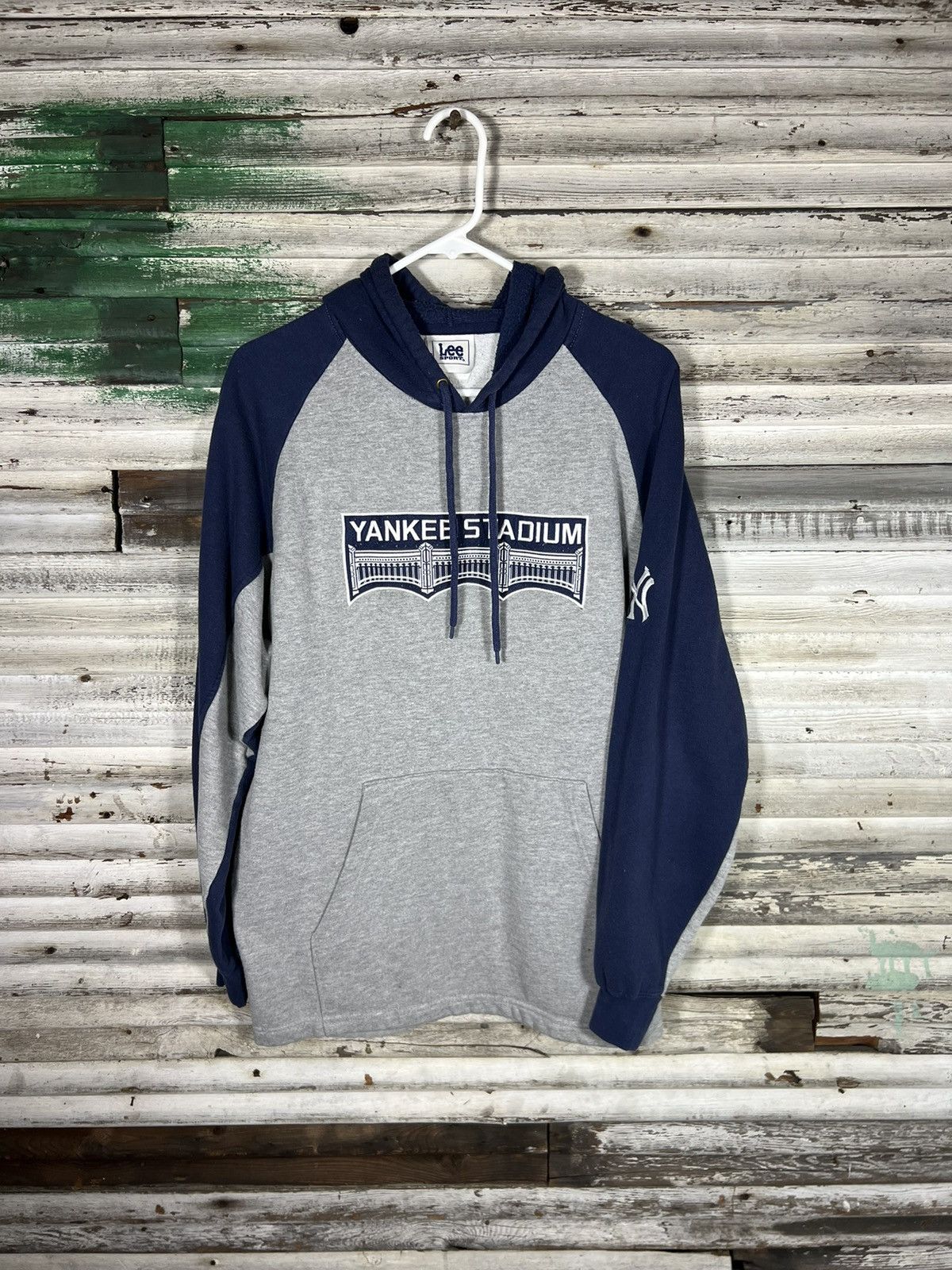 Vintage Vintage New York Yankees Hoodie Size US L / EU 52-54 / 3 - 1 Thumbnail