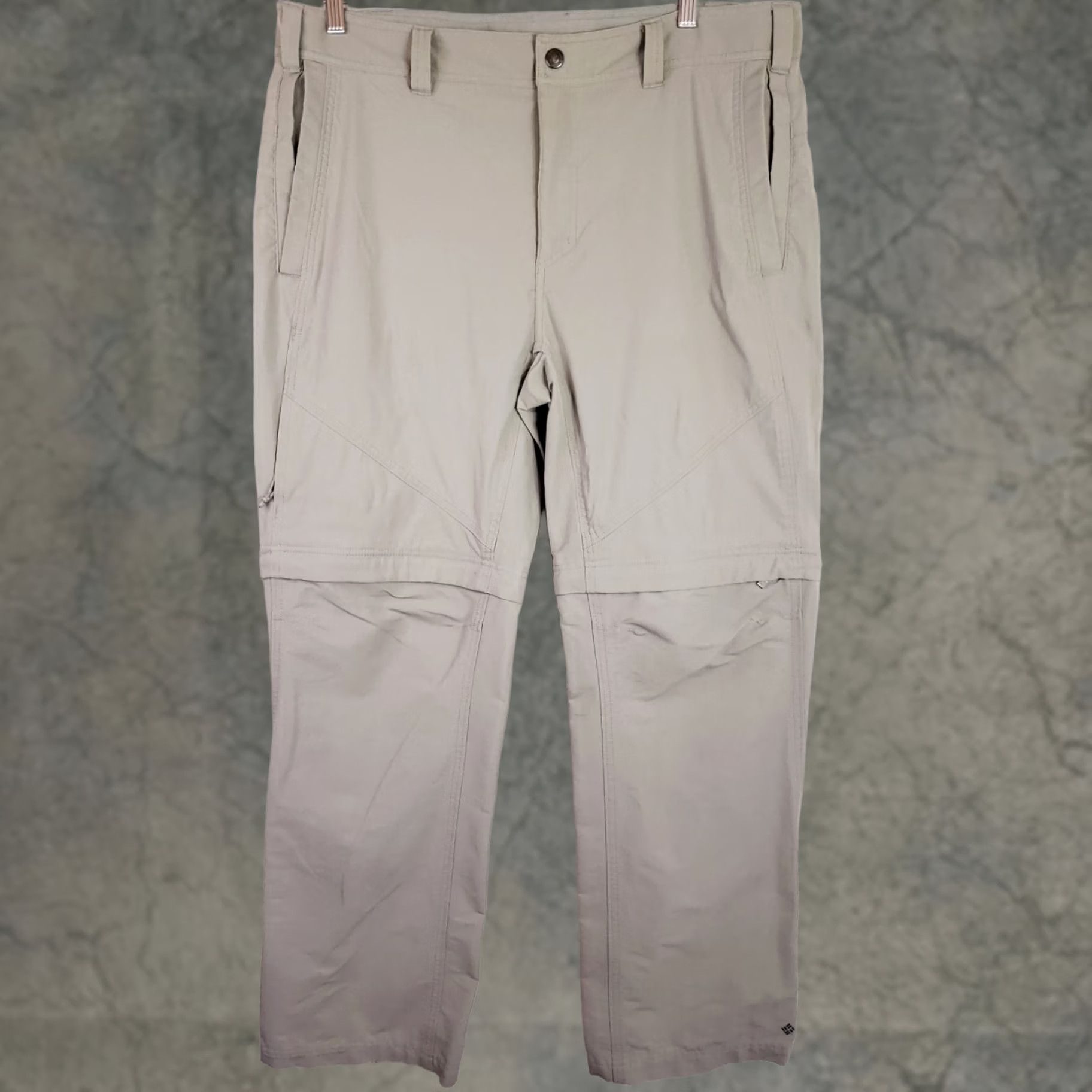 Vintage Columbia Omni Shield Convertible Hiking Pants Tan Khaki 38X32 Mens Regular Nylon Spandex Cargo Pockets Convertible to Shorts Straight Leg Size US 38 / EU 54 - 1 Thumbnail