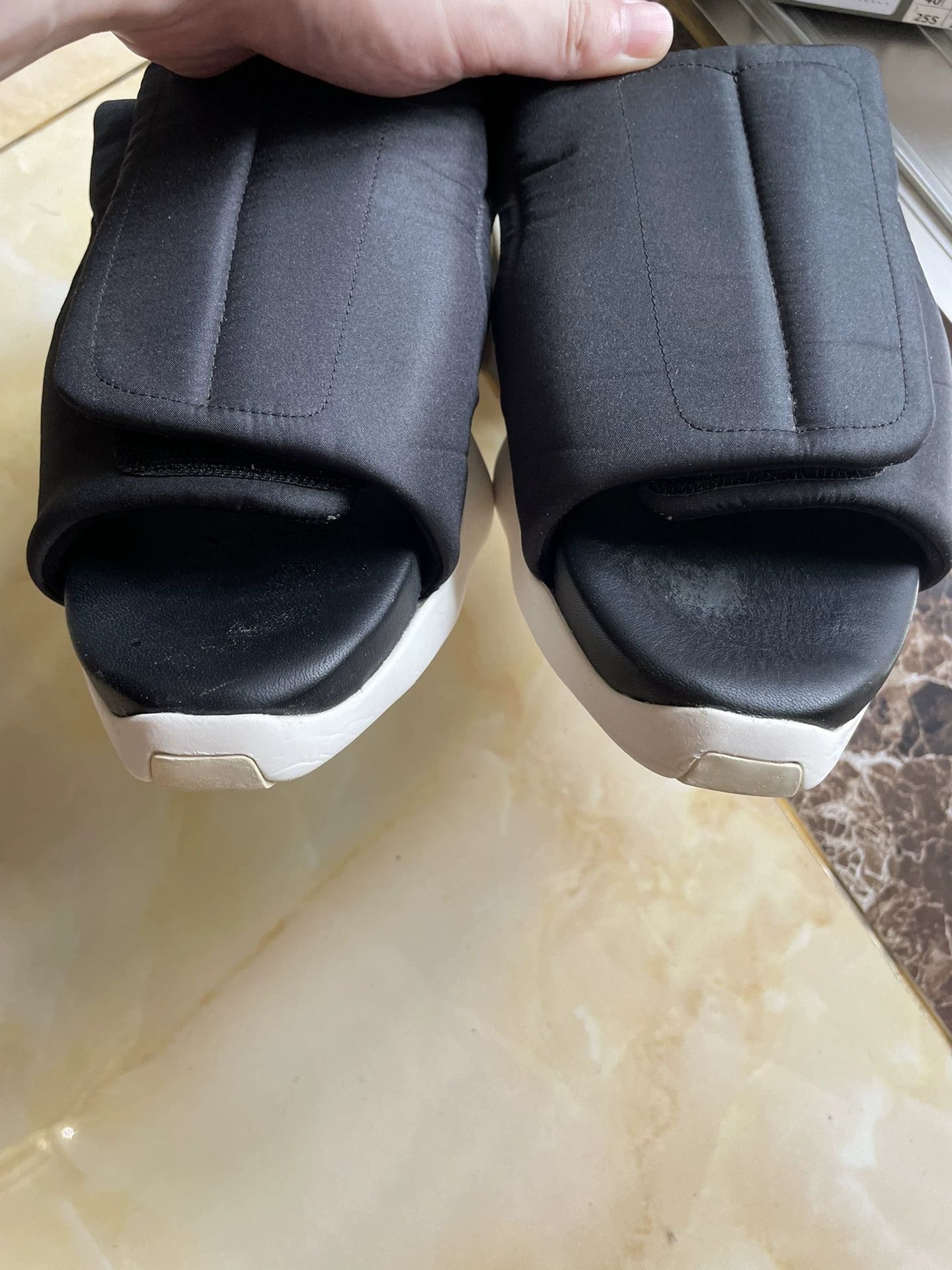 Rick Owens Rick Owens x Adidas Tank Slipper AQ2822 US7 (40) Size US 7 / EU 40 - 4 Thumbnail