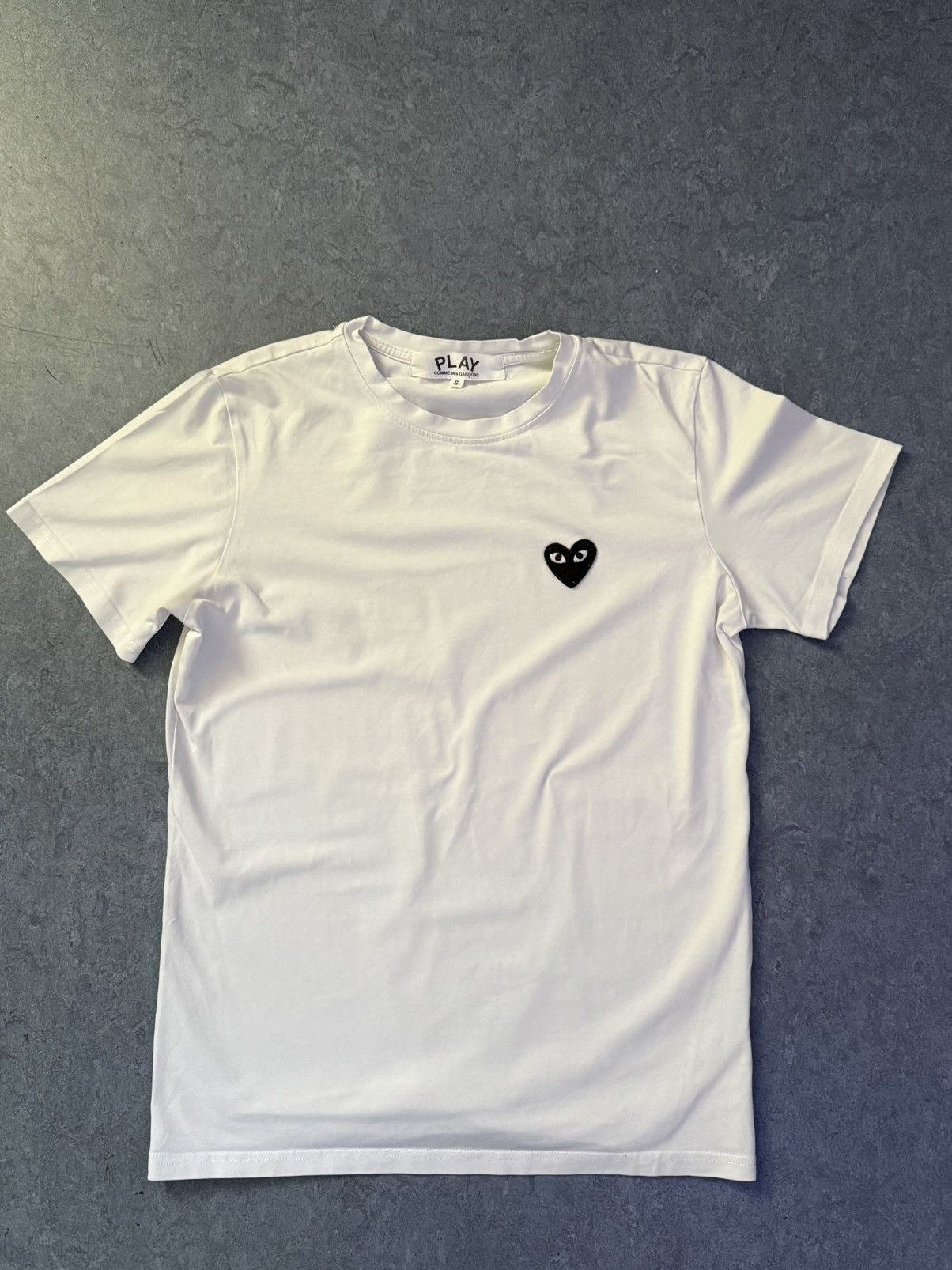Comme des Garcons PLAY Comme des Garcons T Shirt Size US S / EU 44-46 / 1 - 1 Thumbnail