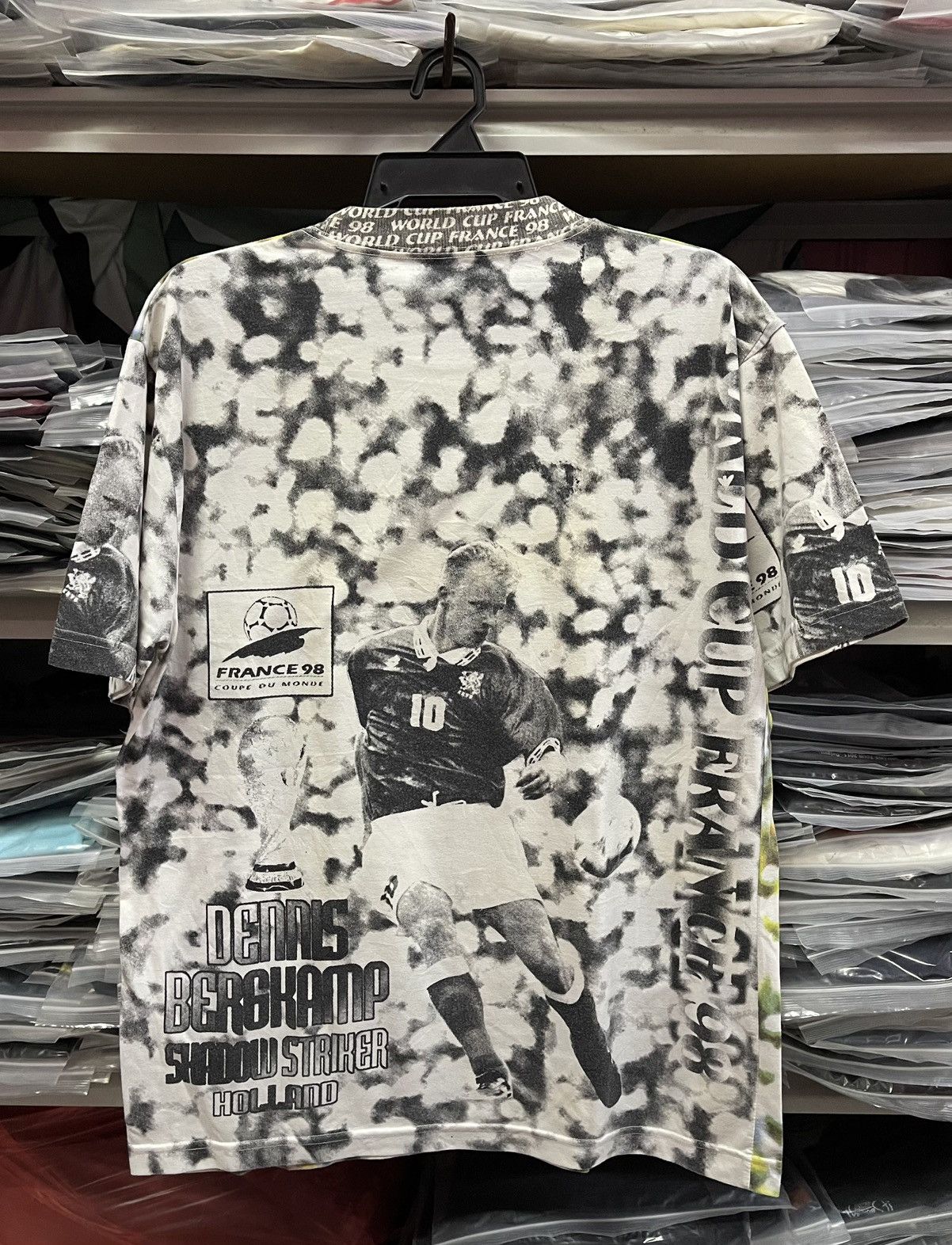 Vintage Vintage 90s Dennis Bergkamp " Shadow Striker " 🔥🔥🔥 Size US L / EU 52-54 / 3 - 9 Thumbnail