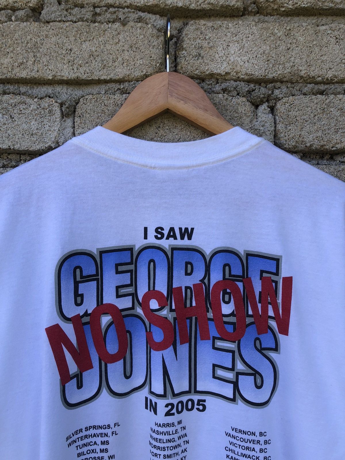 Vintage Vintage Y2K 2005 George Jones No Show Tour Concert Tee Size US XXL / EU 58 / 5 - 11 Thumbnail