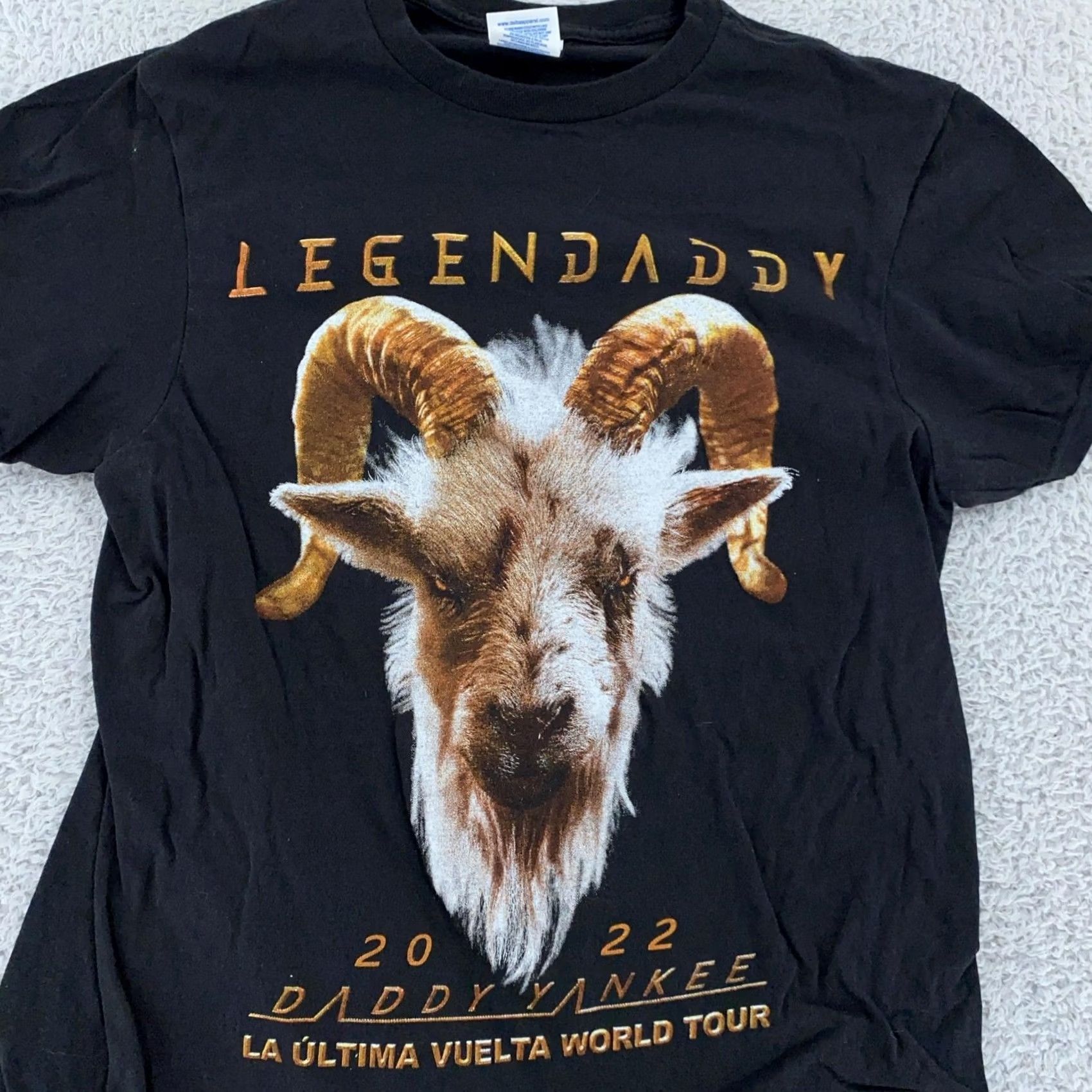 Delta Delta 2022 Daddy Yankee Legendaddy World Tour Shirt XS Black Crew Neck Short Sleeve Graphic Print Concert Tee Mens XS Size US XS / EU 42 / 0 - 2 Thumbnail