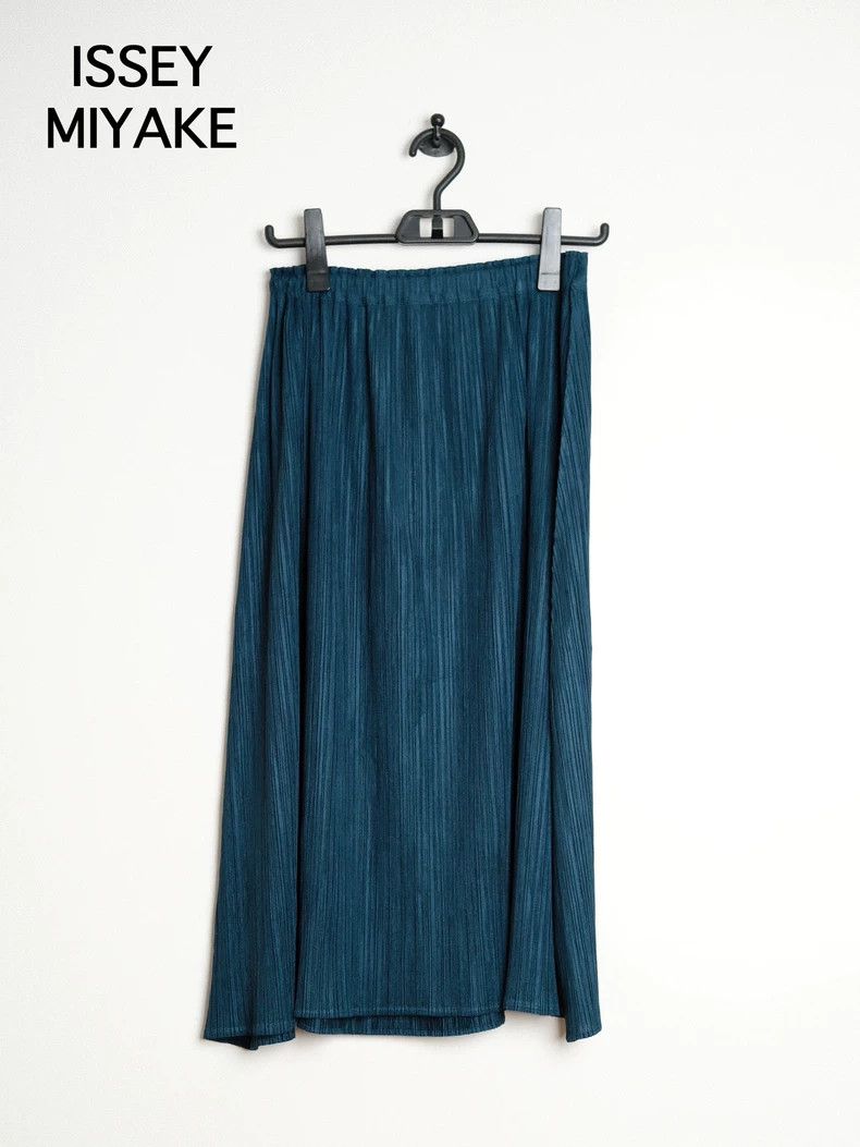 Issey Miyake issey miyake size:4 Peacock blue skirt Size 42" / US 20 - 1 Thumbnail