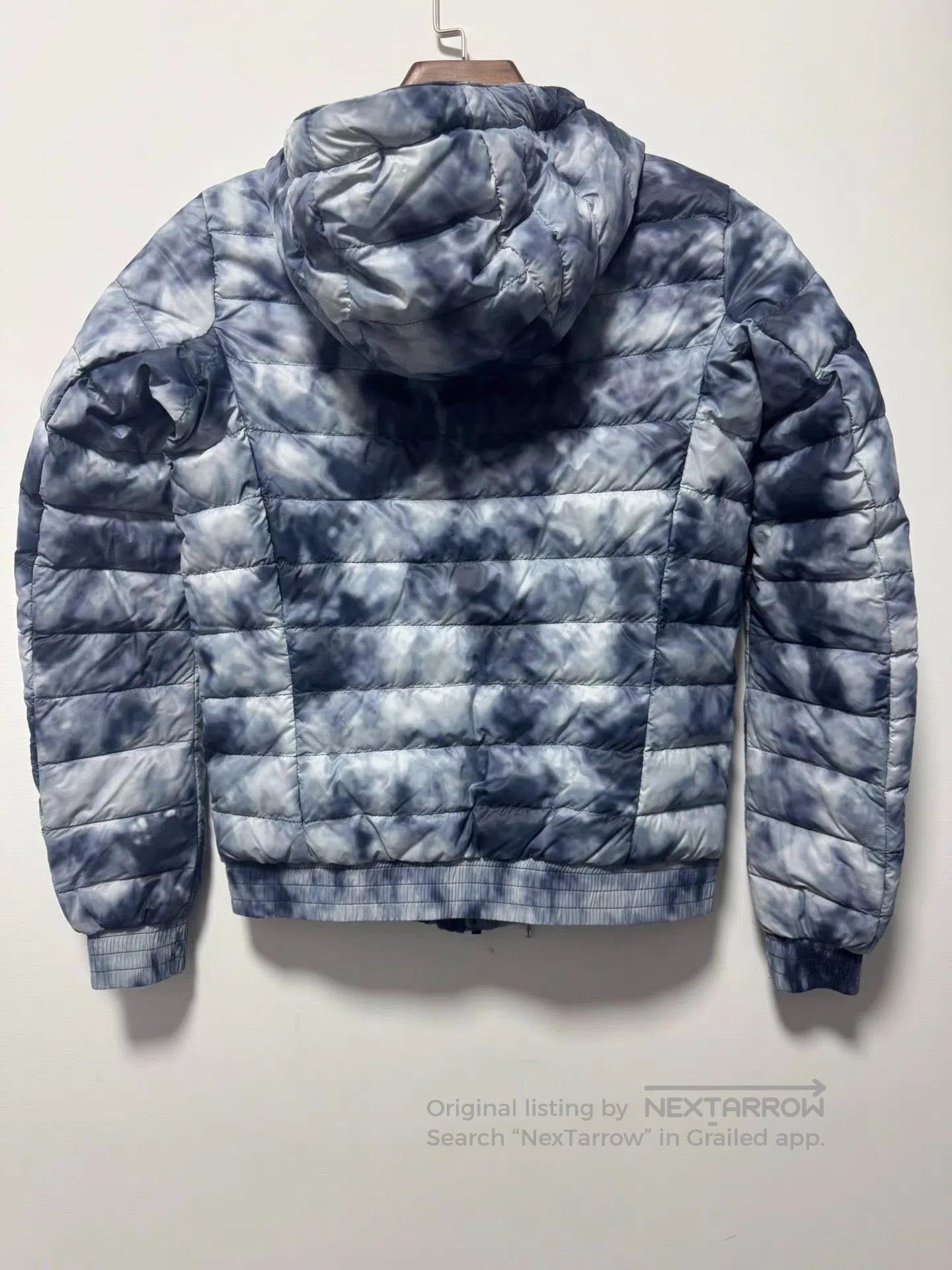 Canada Goose White Hooded Puffer Jacket - XS. Size US XS / EU 42 / 0 - 2 Thumbnail