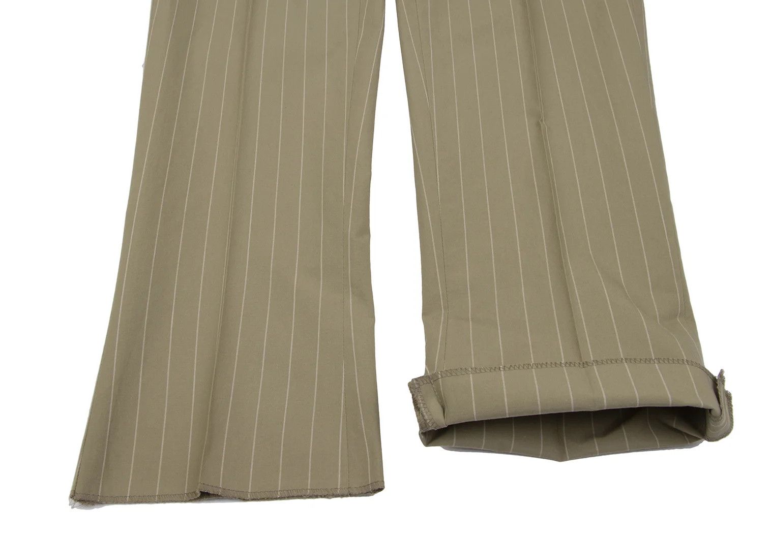 Jean Paul Gaultier Cotton Flower Print Stripe Set Up in Beige, Size 48 Size US M / EU 48-50 / 2 - 16 Thumbnail