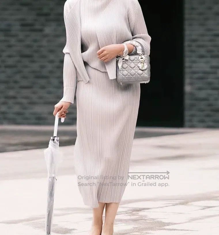 Issey Miyake Issey Miyake size:3 Gray Midi Skirt Size 31" - 1 Thumbnail