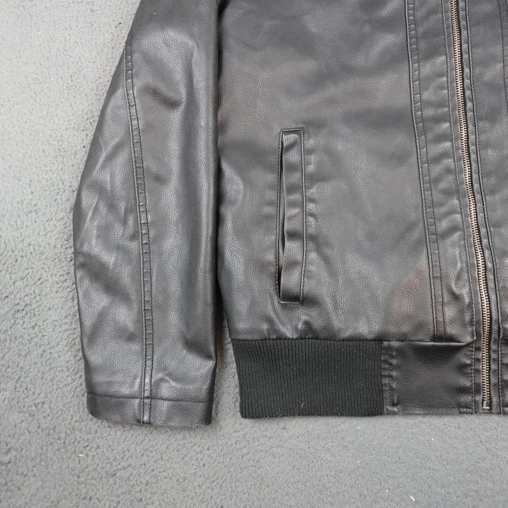 Sean John Sean John Jacket Mens Small Black Faux Leather Full Zip Bomber Padded Pockets Size US S / EU 44-46 / 1 - 3 Thumbnail